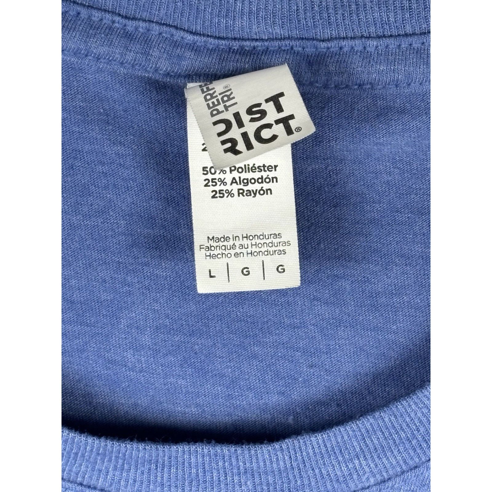 The Unbranded Brand Luke Bryan 2019 Tour Tee Women’s Large Blue Graphic Concert Size L / US 10 / IT 46 - 16 Thumbnail