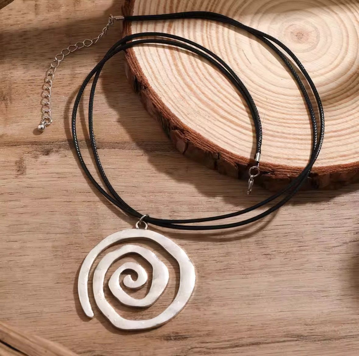 Other Ethnic Creative Big Spiral Conch Pendant Necklace Women Size ONE SIZE - 1 Thumbnail