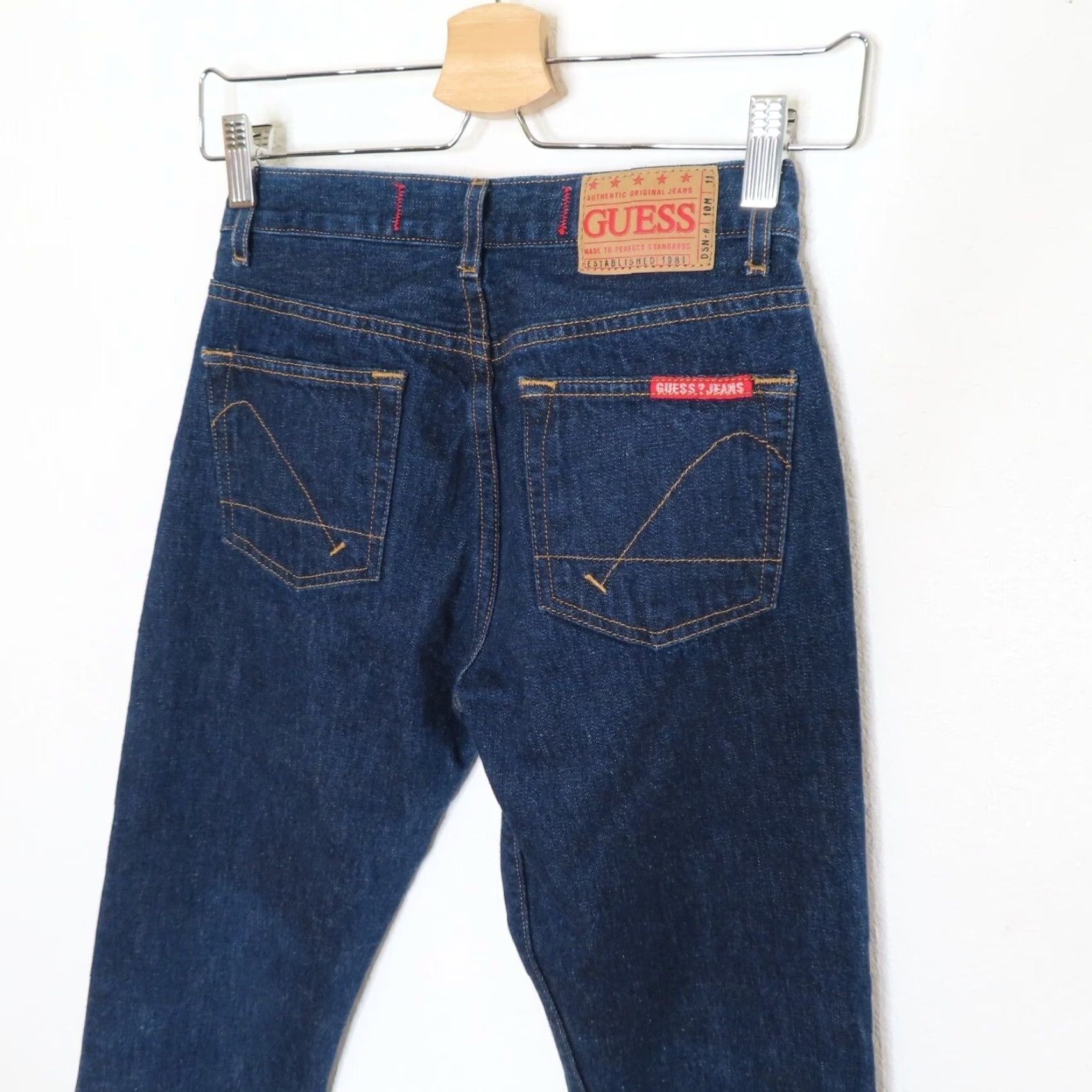 Guess VINTAGE GUESS Jeans Women 26 Reg Dark Wash Denim 5-Pocket Regular 31" Inseam Blue Cotton Size 26" / US 2 / IT 38 - 7 Thumbnail