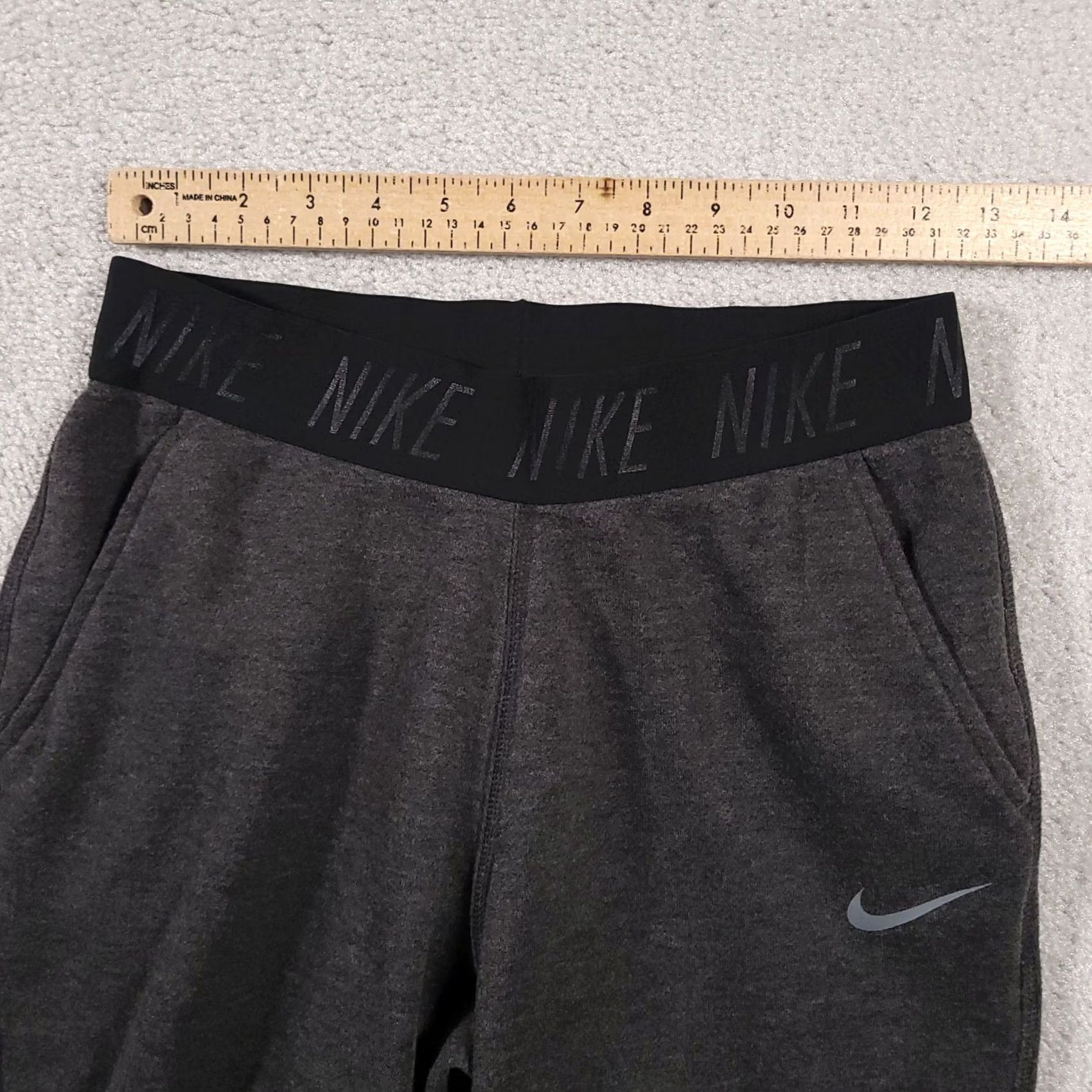 Nike Nike Dri-Fit Capri Crop Sweatpants Capri-Length Fitted Pull On Womens Small Gray Size 28" / US 6 / IT 42 - 6 Thumbnail