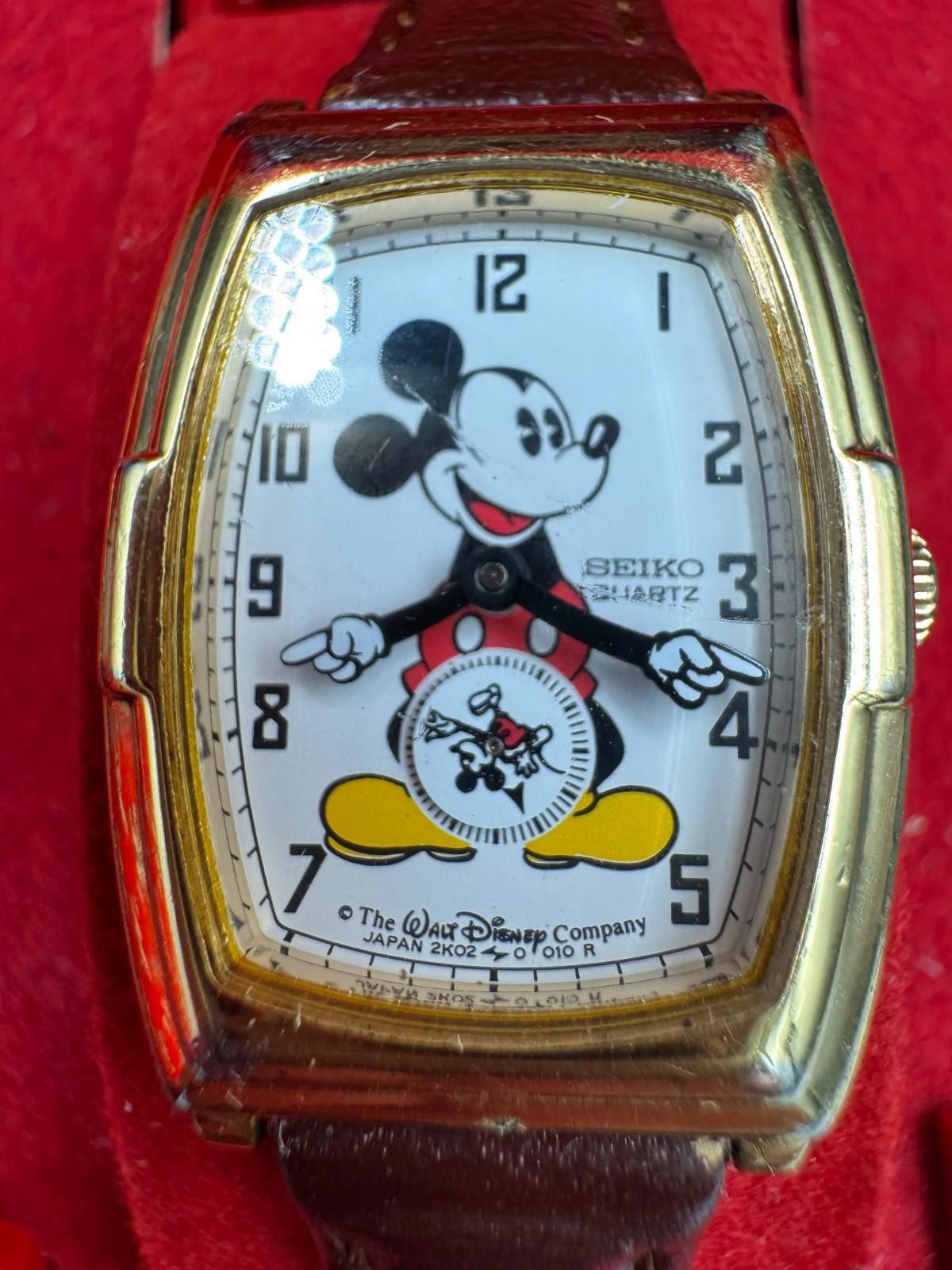 Seiko Classic 80's Mickey Mouse Face Leather Strap Watch Japan 2K0 Size ONE SIZE - 3 Thumbnail