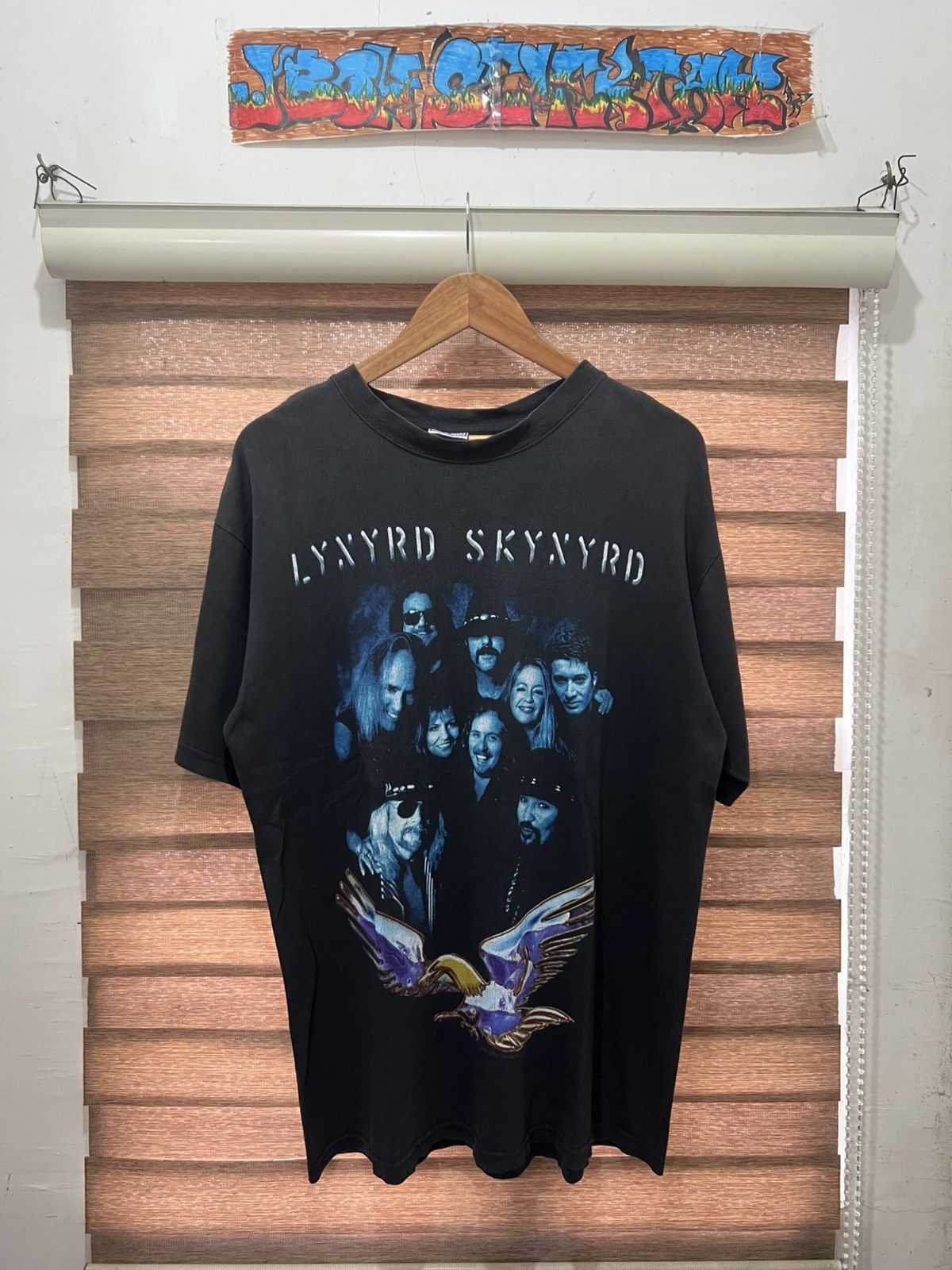 Band Tees × Vintage Vintage 1993 Lynrd Skynrd Outta The Hole Album Tour Size US L / EU 52-54 / 3 - 1 Thumbnail