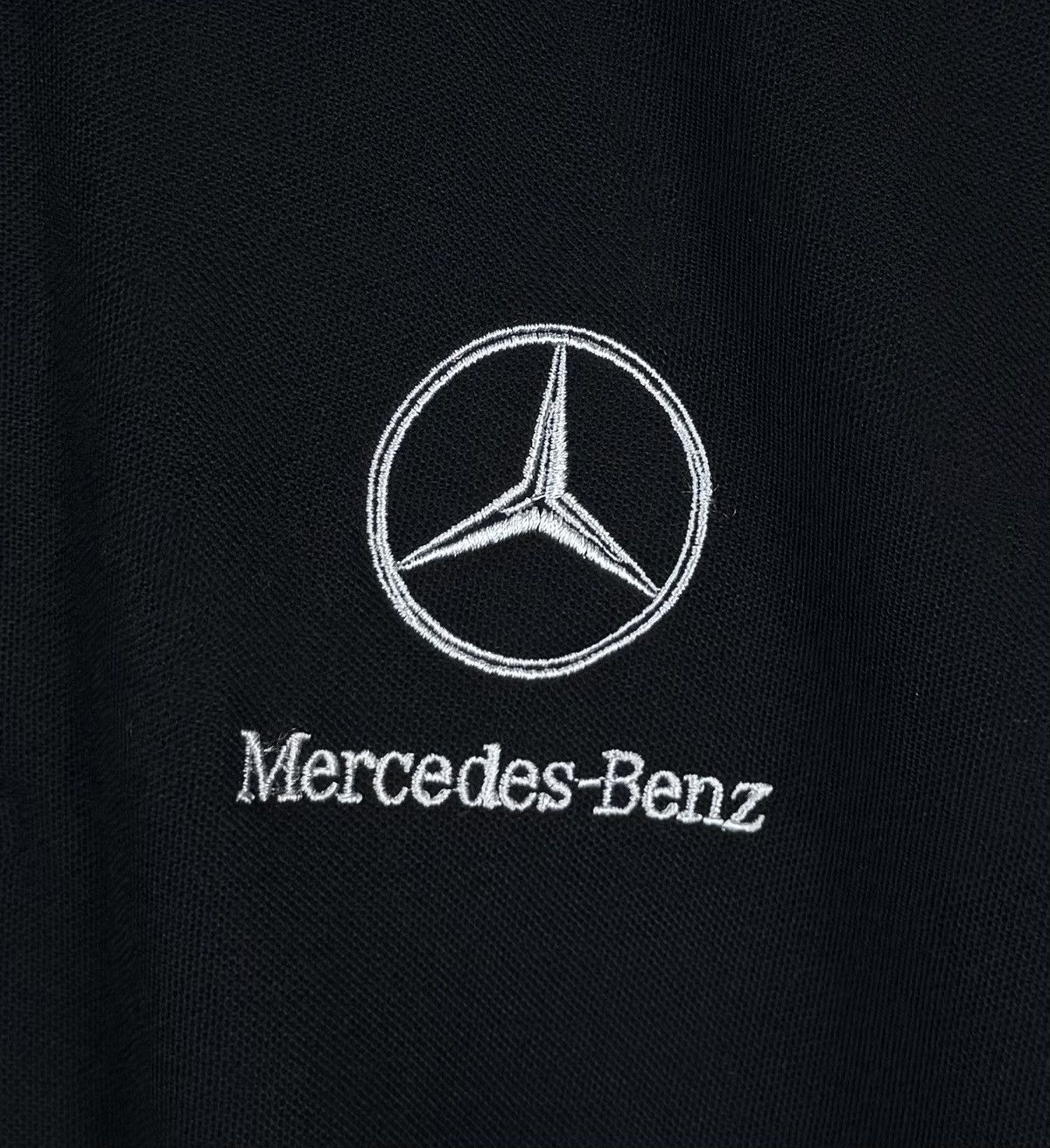 Mercedes-Benz Vintage Mercedes-Benz Mobil 1 Formula One Racing Polo Shirt Size US L / EU 52-54 / 3 - 6 Thumbnail