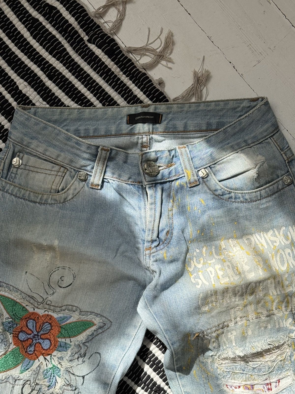 Dsquared2 VINTAGE DSQUARED2 DISTRESSED PRINTED STYLE PANTS Size 27" / US 4 / IT 40 - 5 Thumbnail