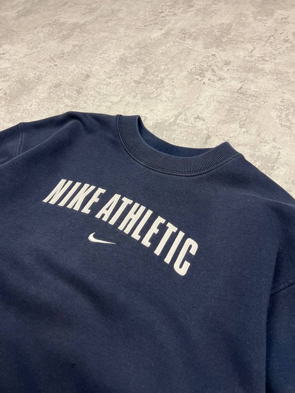 Nike Vintage Nike Athletic Sweatshirt Embroidered Logo Size US S / EU 44-46 / 1 - 5 Thumbnail