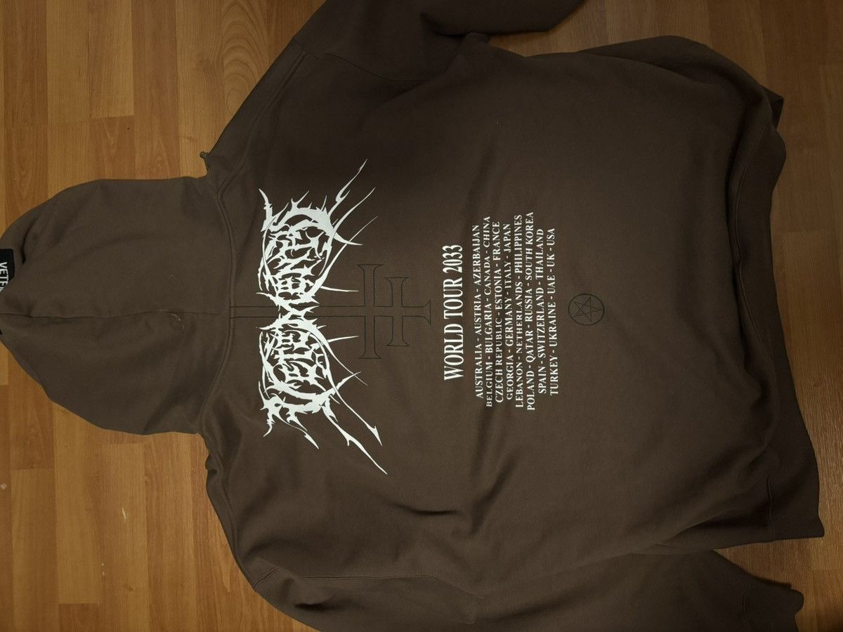 Vetements Vetements Metal Patch Hoodie Size US L / EU 52-54 / 3 - 2 Thumbnail