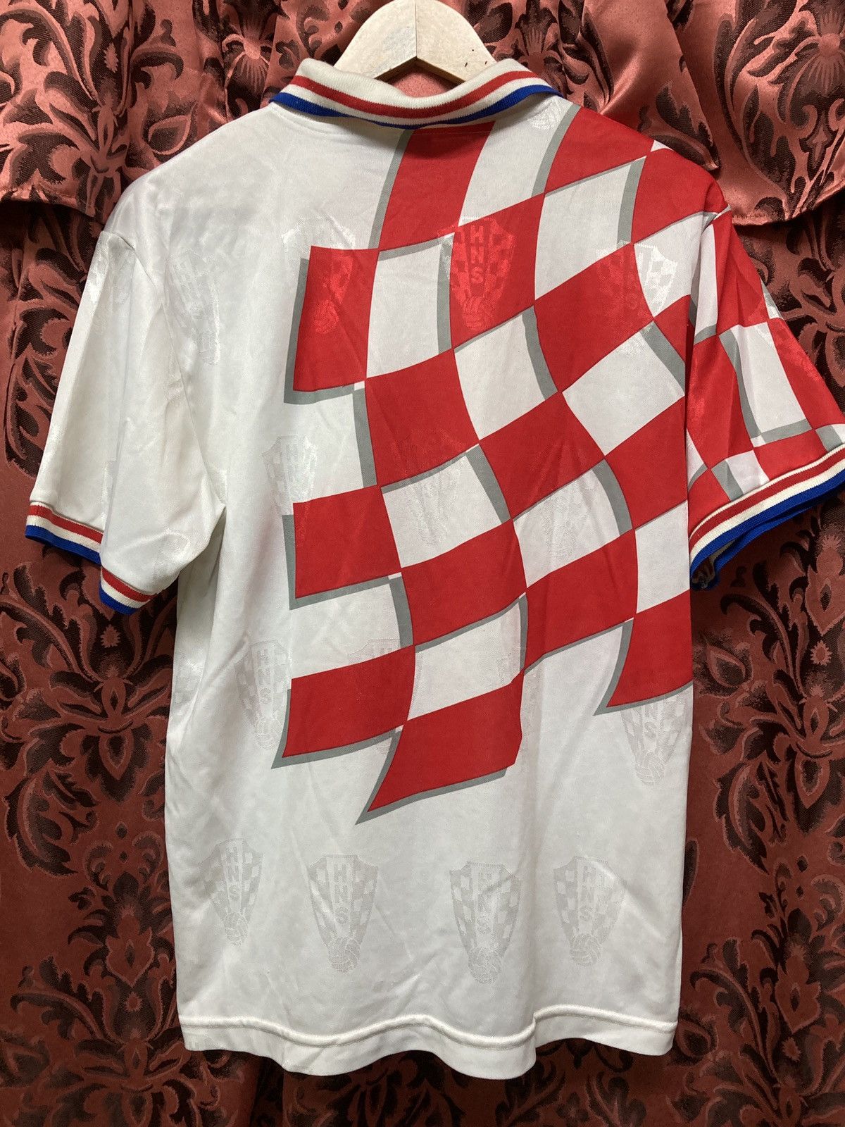 Lotto Sport Croatia lotto 98 world cup rare jersey Size US M / EU 48-50 / 2 - 10 Thumbnail
