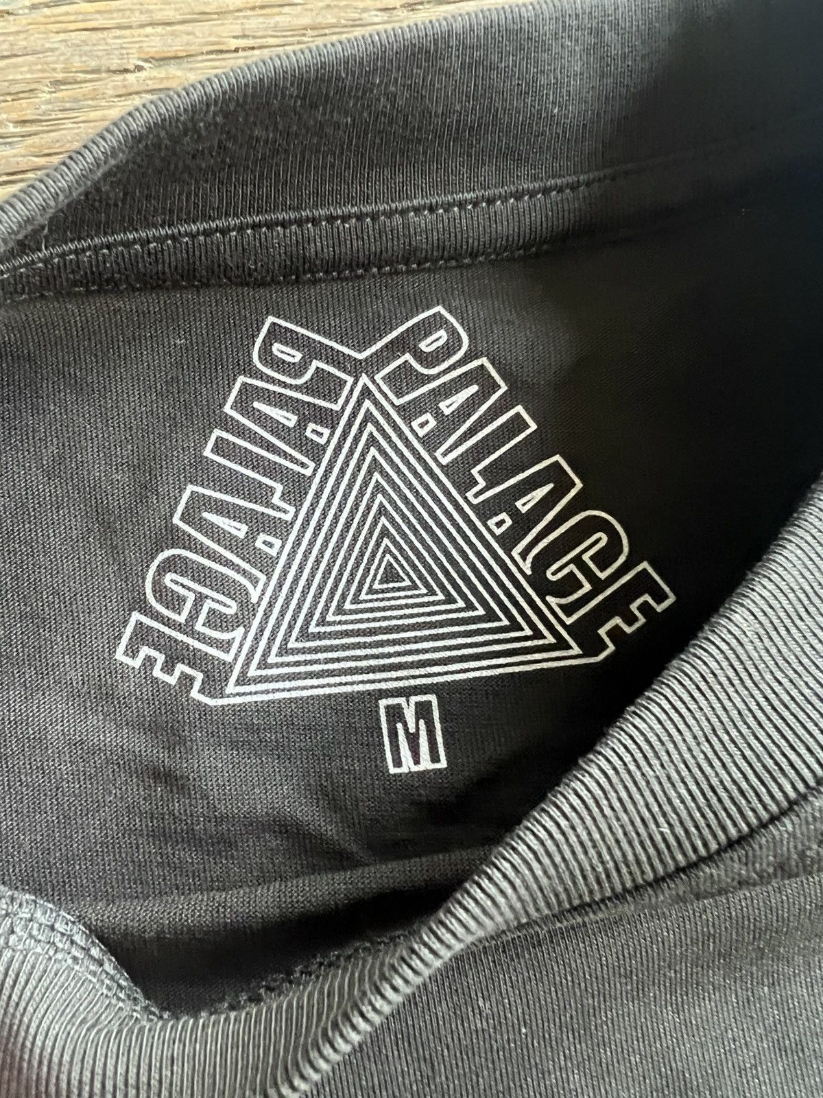 Palace Palace Tri-to-help Size US M / EU 48-50 / 2 - 4 Thumbnail