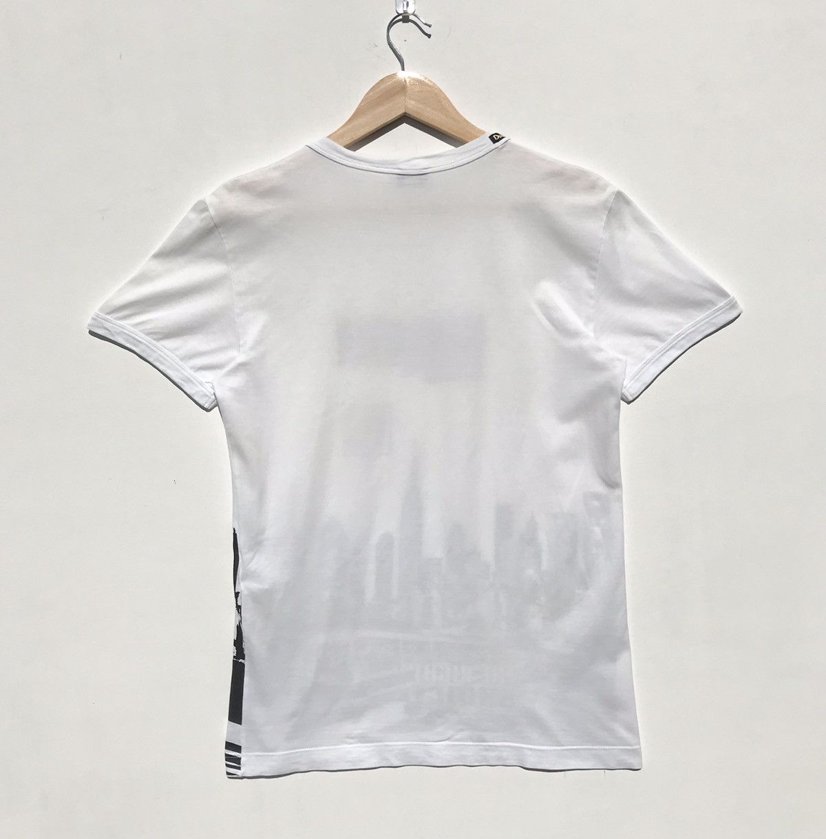 Dolce & Gabbana Vintage Dolce & Gabbana Manhattan NYC Tee D&G Luxury Brand Size US S / EU 44-46 / 1 - 2 Thumbnail
