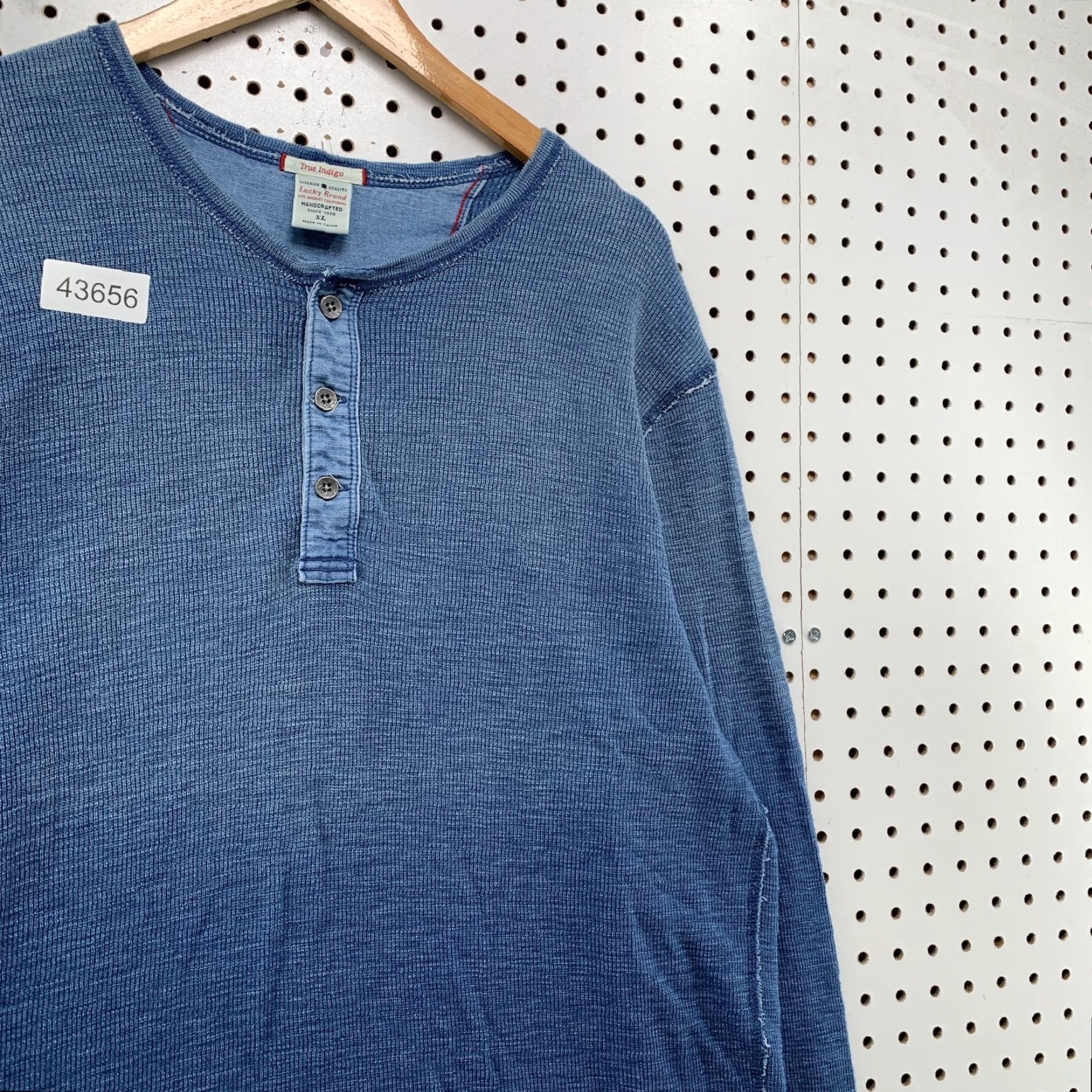 Lucky Brand Lucky Brand Henley Shirt Mens XL Long Sleeve True Indigo Faded Blue Cotton Size US XL / EU 56 / 4 - 2 Thumbnail