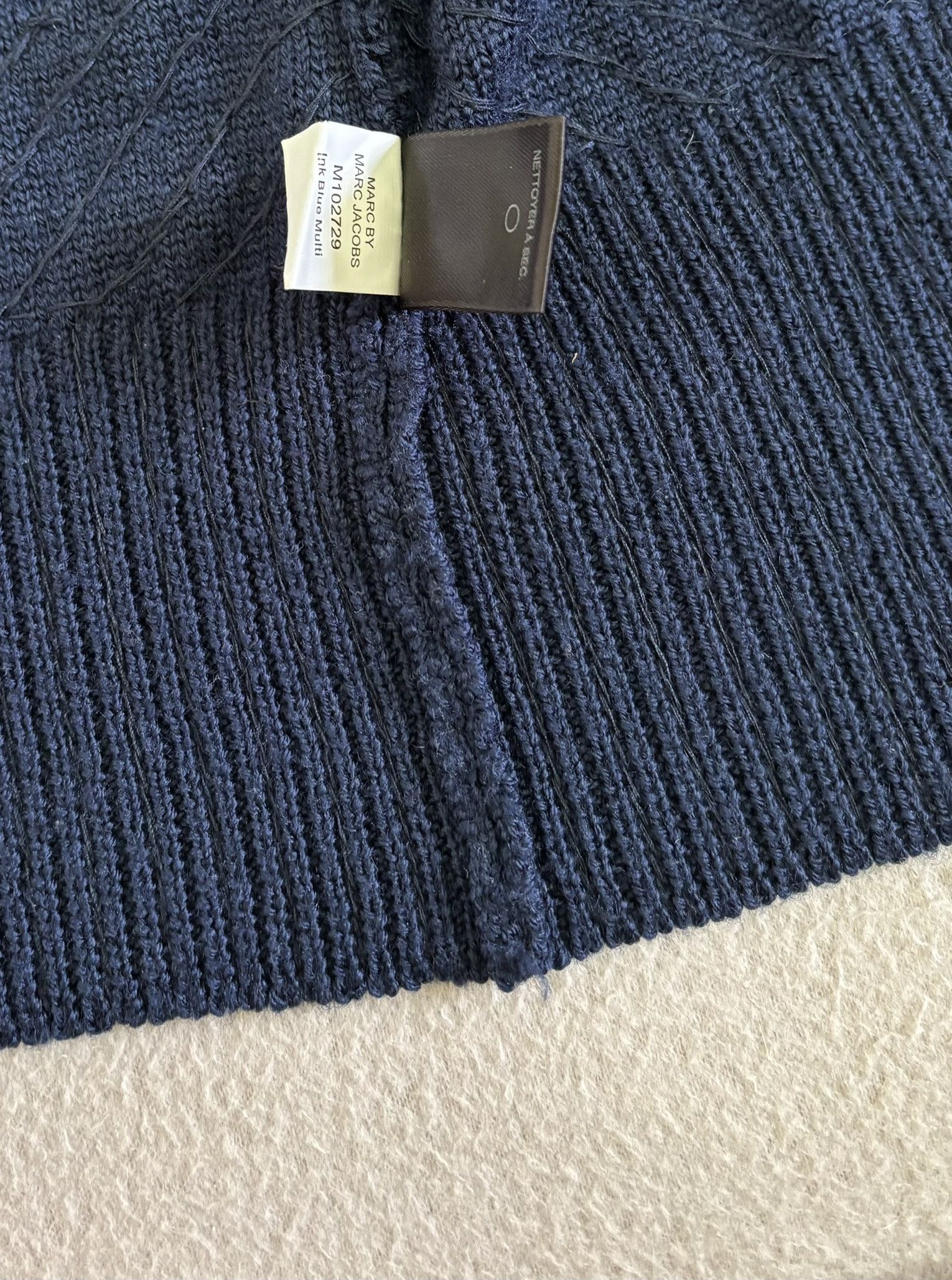 Marc by Marc Jacobs Marc By Marc Jacobs 100%Wool Cardigan Sequins Medium Size M / US 6-8 / IT 42-44 - 18 Thumbnail