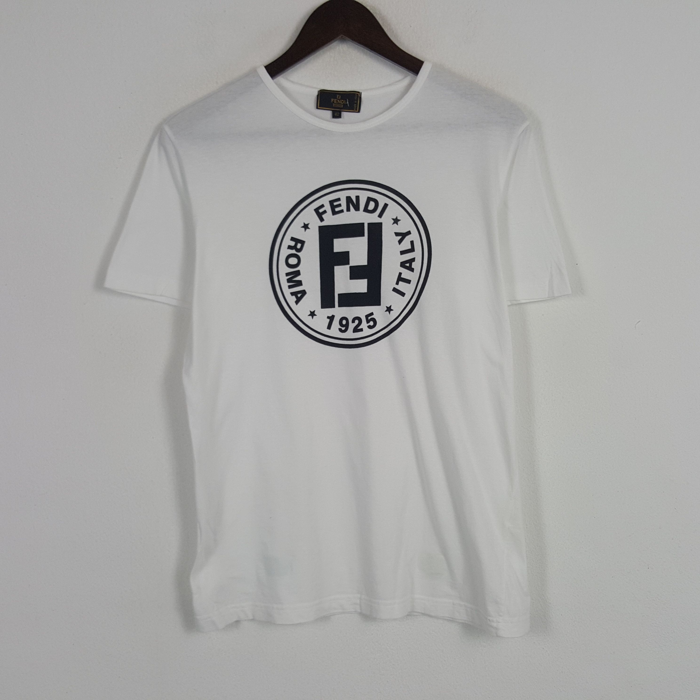 Vintage Vintage Fendi Big Logo Tshirt Size US M / EU 48-50 / 2 - 1 Thumbnail