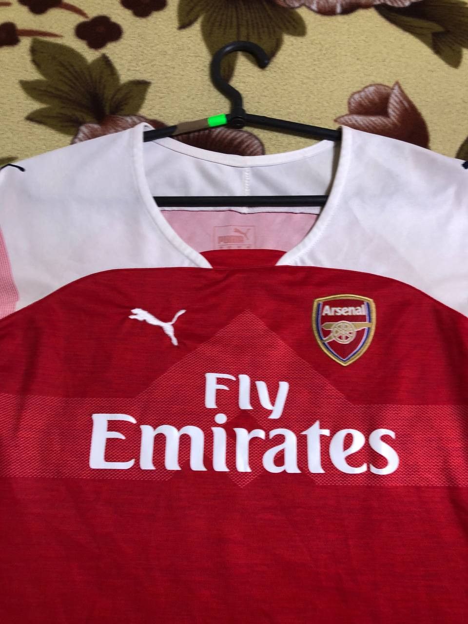 Puma ARSENAL HOME WOMEN FOOTBALL SHIRT SOCCER JERSEY PUMA Size S / US 4 / IT 40 - 2 Thumbnail