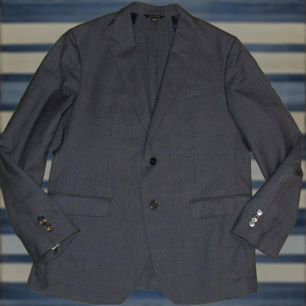 Banana Republic BANANA REPUBLIC Navy Check Wool Blend Performance Blazer Slim 44R Blazer Mens Navy Check Wool Blend 44R Size 44R - 1 Thumbnail