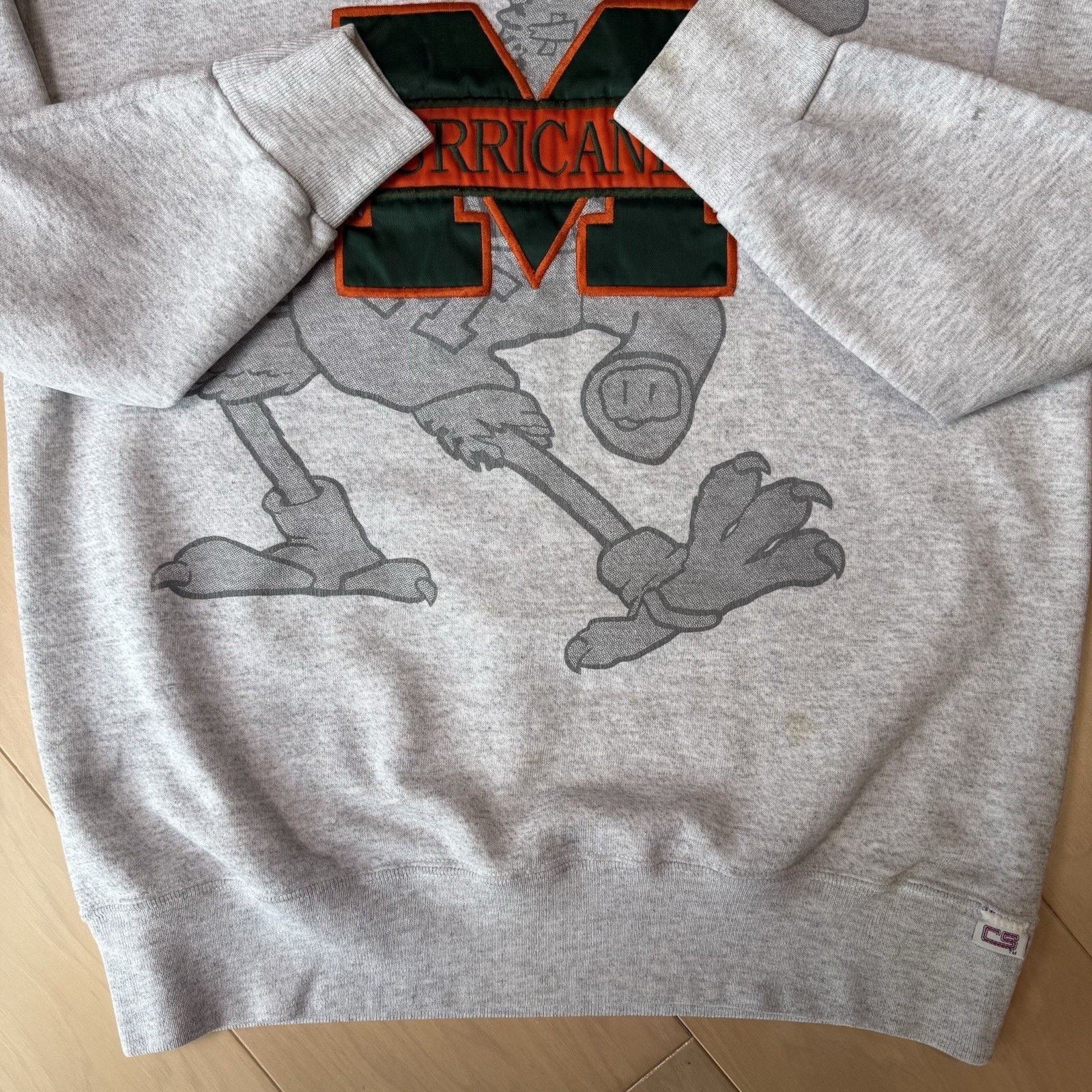 Vintage Vintage Miami Hurricanes Sweatshirt Large Gray 90s Football Size US L / EU 52-54 / 3 - 6 Thumbnail