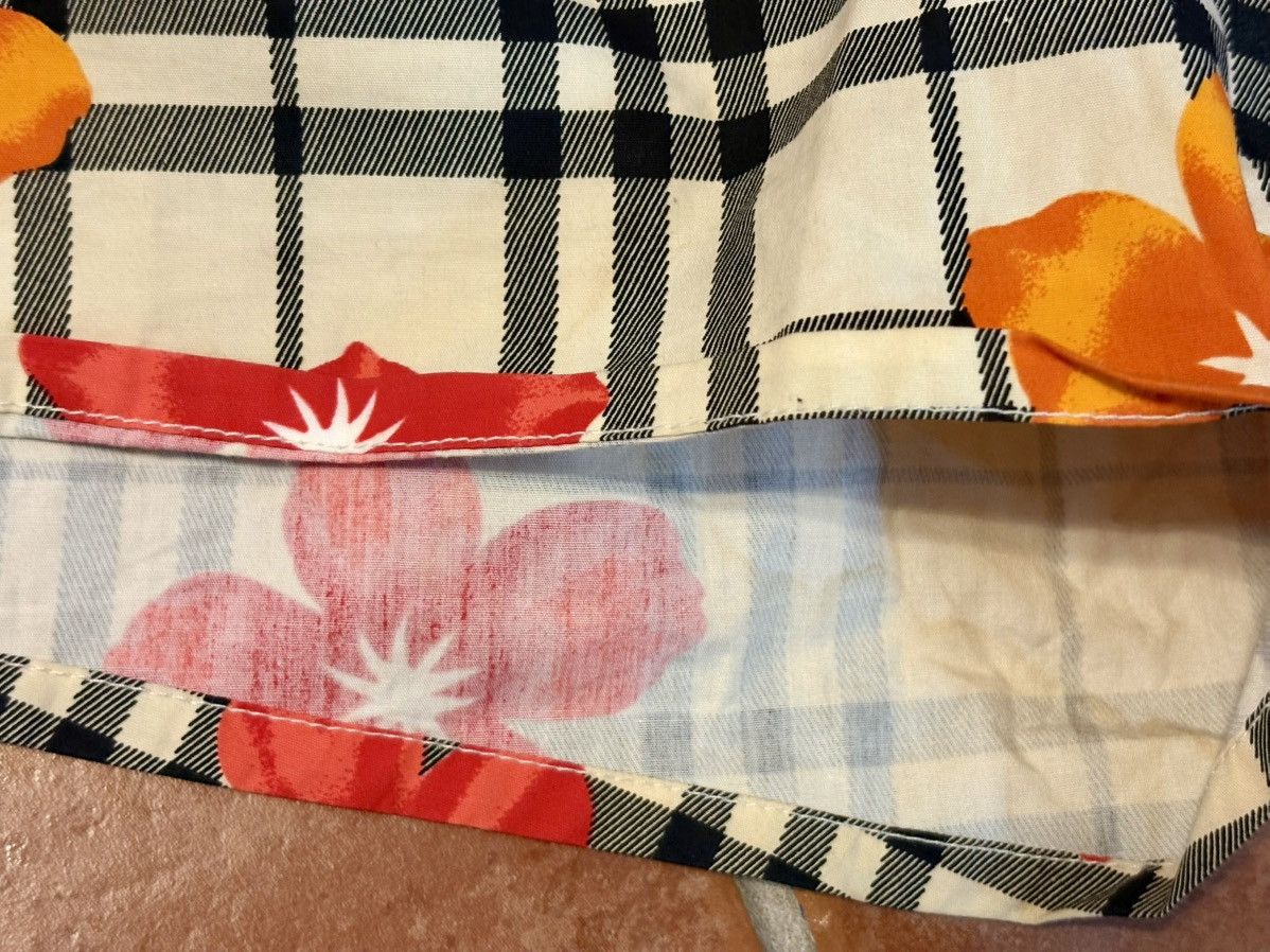 Burberry Burberry swim trunks nova check with vivid floral Size US 36 / EU 52 - 10 Thumbnail