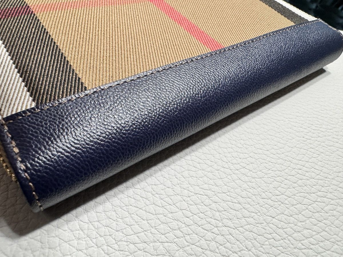 Burberry Burberry Large Check Zip Around Leather Wallet Dark Blue Size ONE SIZE - 3 Thumbnail