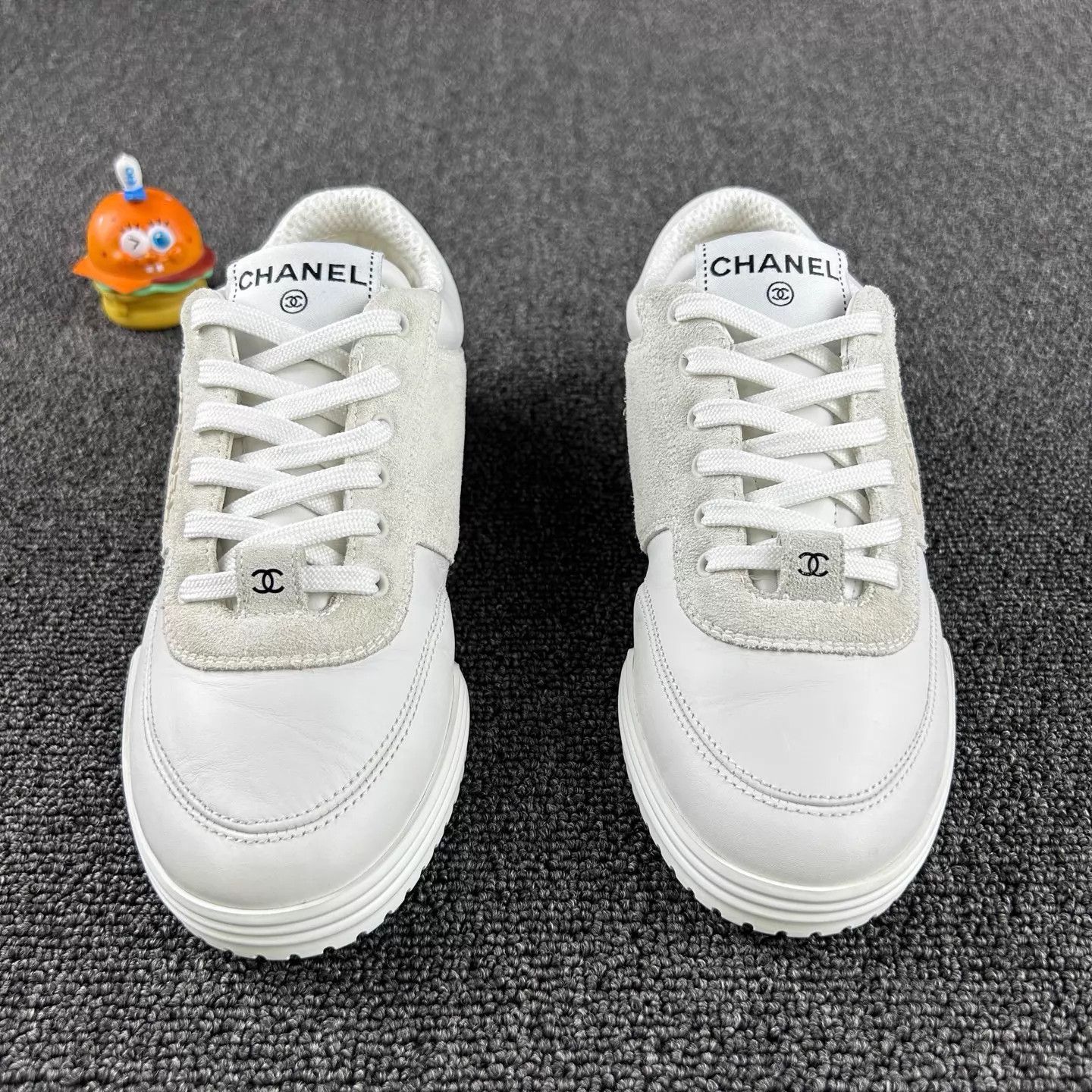 Chanel Chanel 24C White Sneakers Size 35 Size US 4.5 / IT 34.5 - 2 Thumbnail