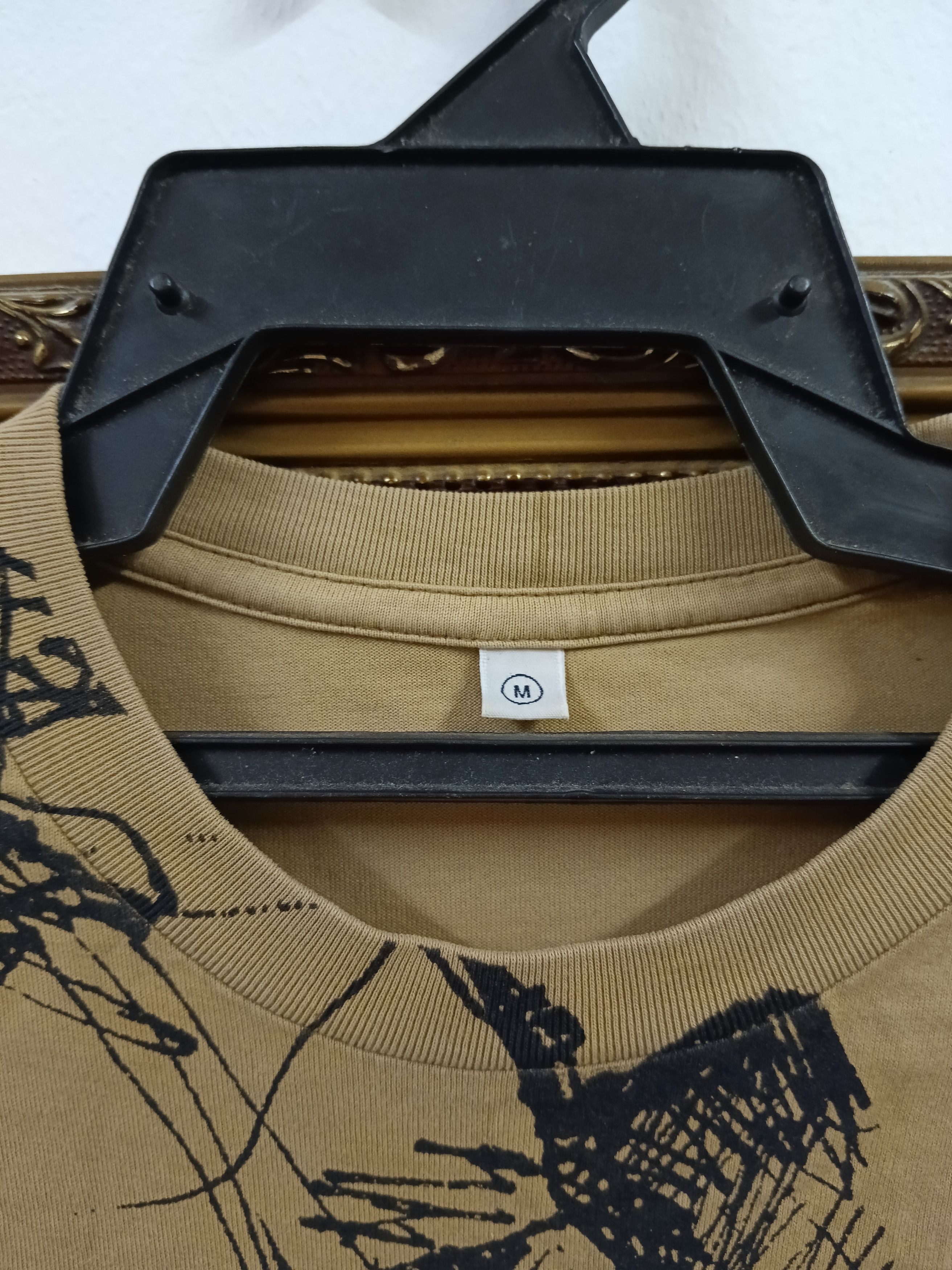 Anime × Designer × Japanese Brand LANA YUMI CHUN UNIQLO T SHIRT Size US M / EU 48-50 / 2 - 8 Thumbnail
