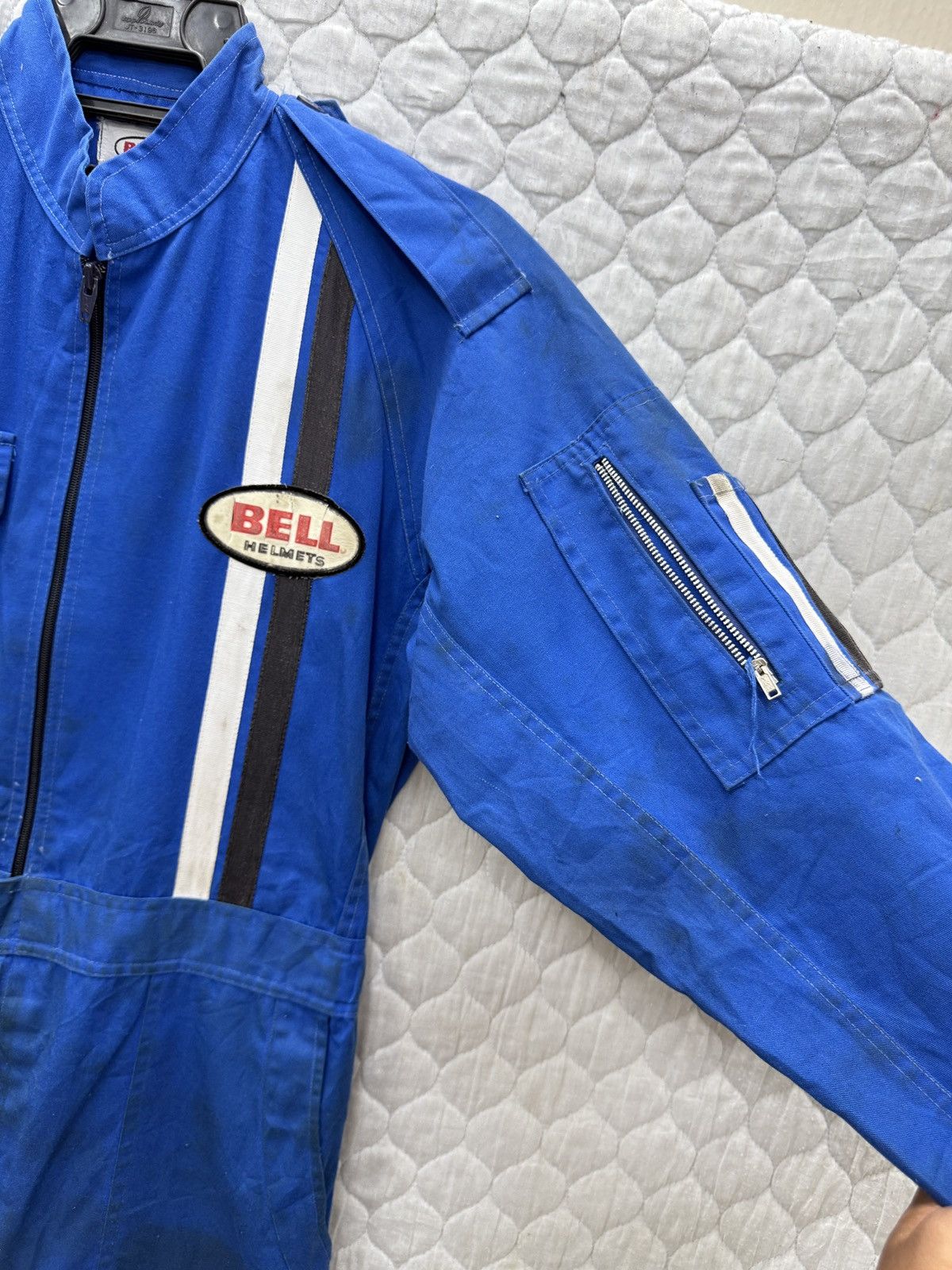 Sports Specialties 🔥🔥🔥ARCHIVE VINTAGE BELL HELMETS COVERALL Size US 33 - 9 Thumbnail