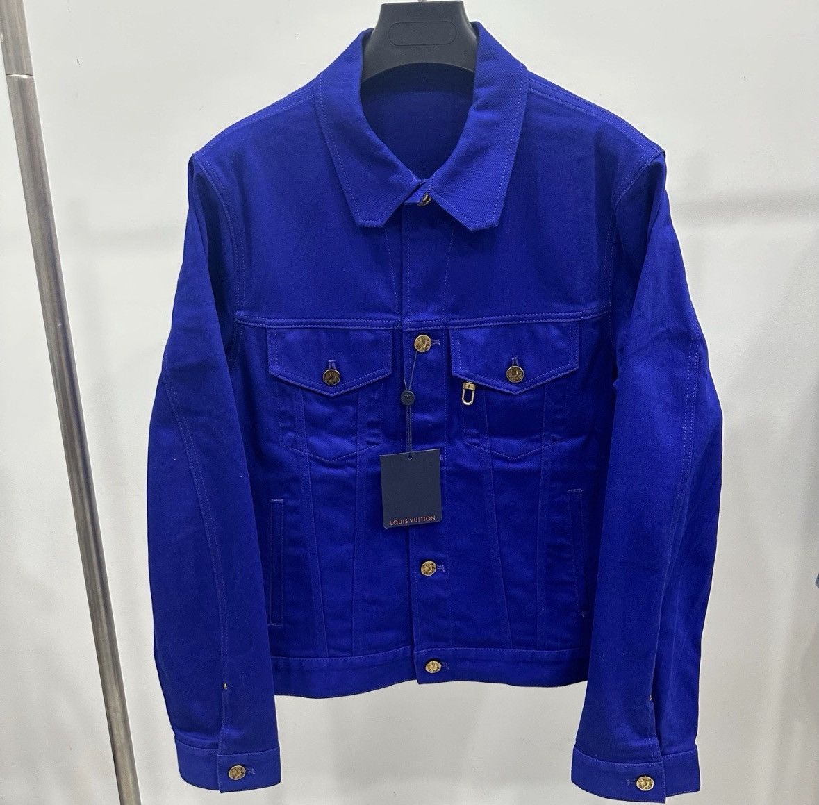 Louis Vuitton louis vuitton electric blue denim jacket. Size US L / EU 52-54 / 3 - 1 Thumbnail