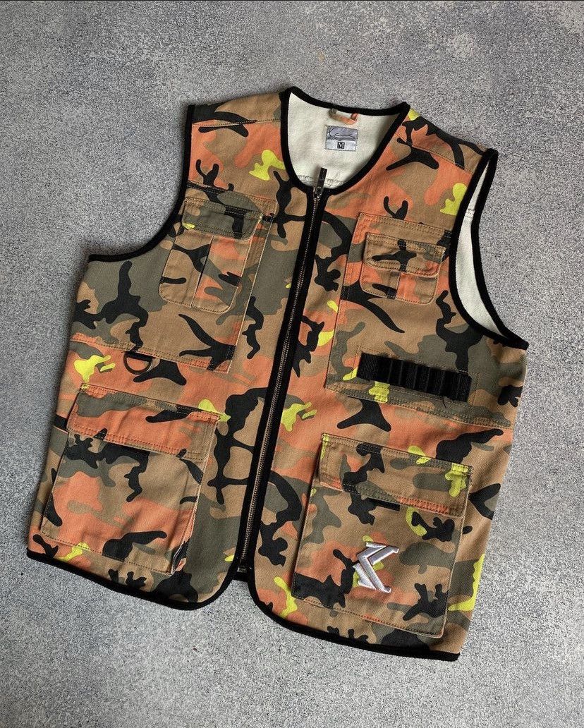 Karl Kani × Vintage Vintage Karl Kani Camo vest rare Size US M / EU 48-50 / 2 - 2 Thumbnail