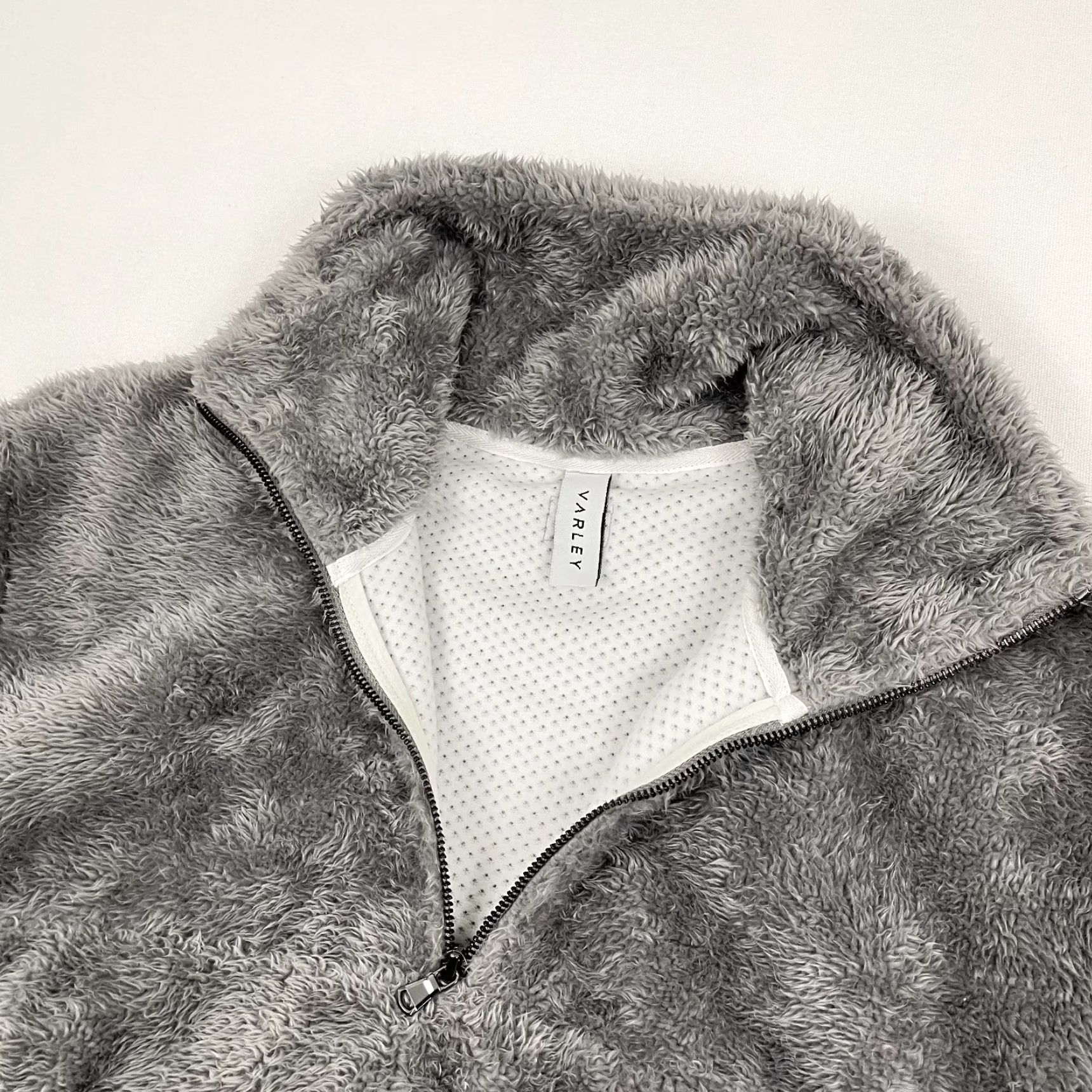 Varley Varley Duray Sherpa Pullover Womens Medium Gray Fleece Cozy Lounge Faux Sherling Size M / US 6-8 / IT 42-44 - 7 Thumbnail