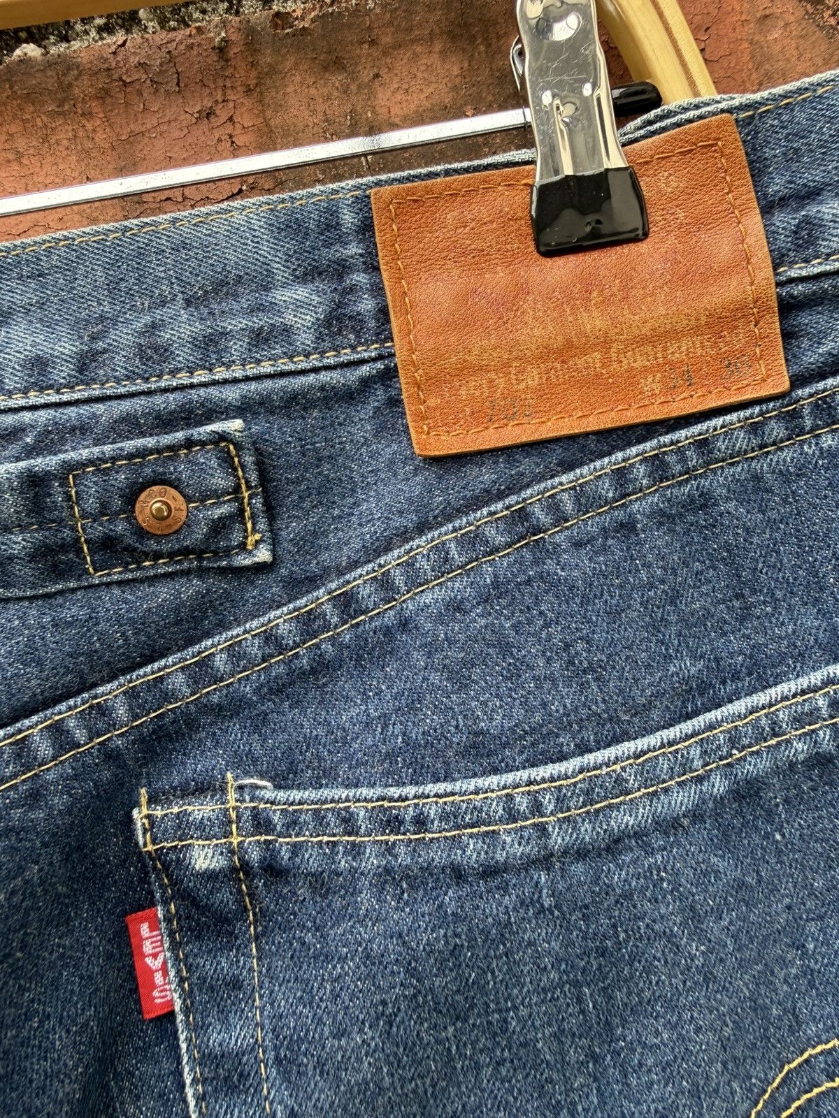 Levi's Vintage Clothing W33x34 Vintage levi’s 702 redline buckle back denime Size US 33 - 7 Thumbnail