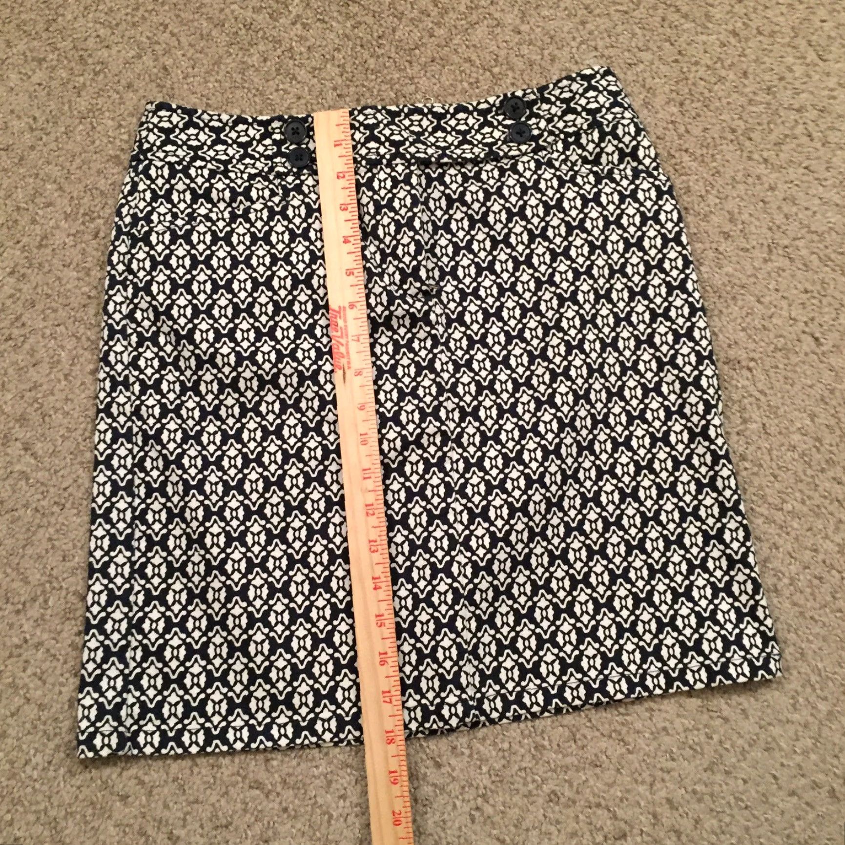 Ann Taylor Ann Taylor Skirt Women Knee Length Black Geometric Pencil Unlined Zip Pockets Size 2 Regular Cotton Blend Machine Washable Vintage No Size 26" / US 2 / IT 38 - 5 Thumbnail