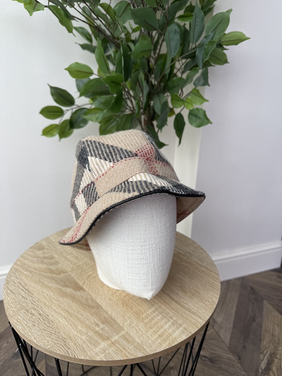 Burberry Vintage Burberry Bucket Hat Wool Leather Trim Nova Check Size ONE SIZE - 1 Thumbnail