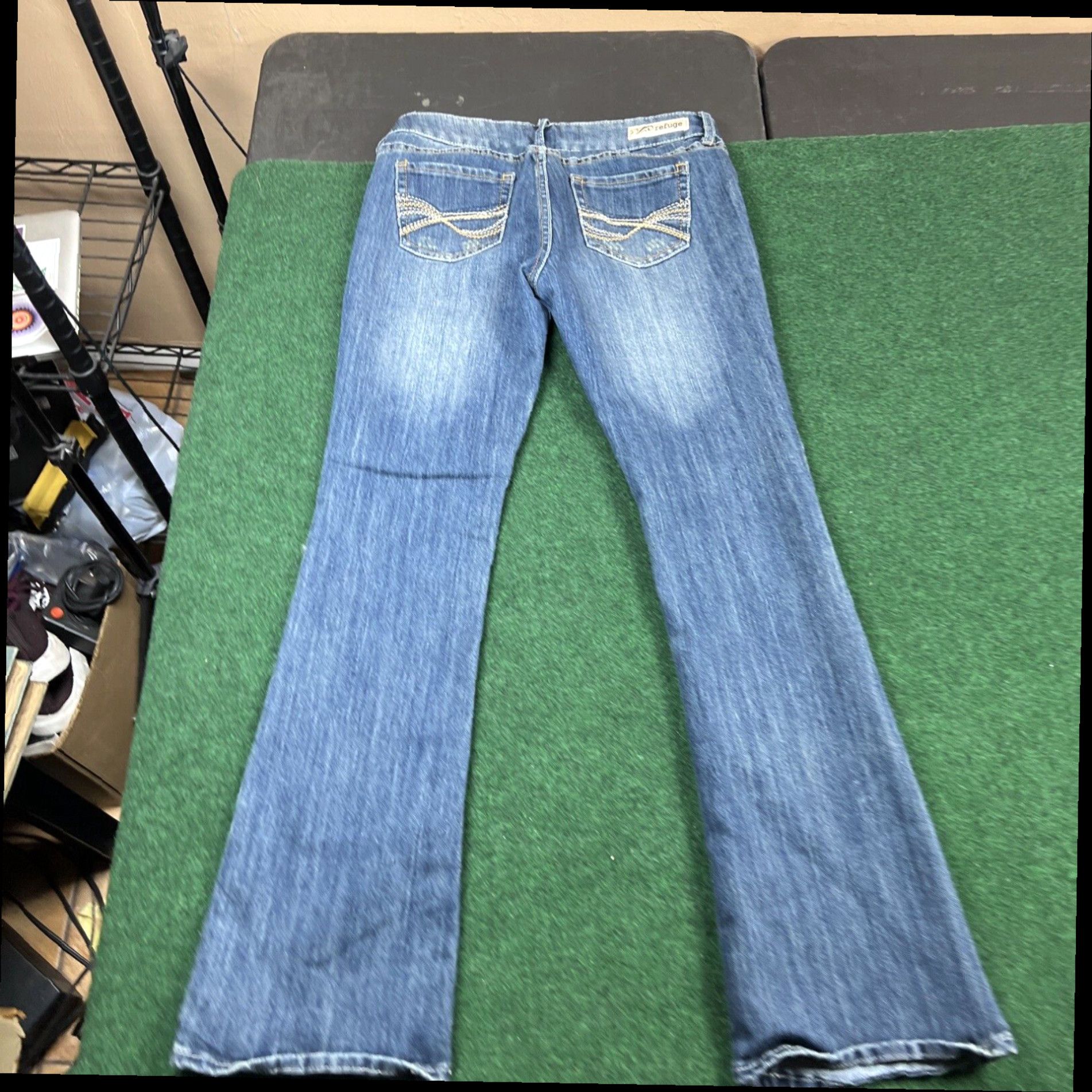Vintage Women's REFUGE Runway Size 8R Everyday Boot Cut Jeans Stretch Distressed Size 30" / US 8 / IT 44 - 1 Thumbnail