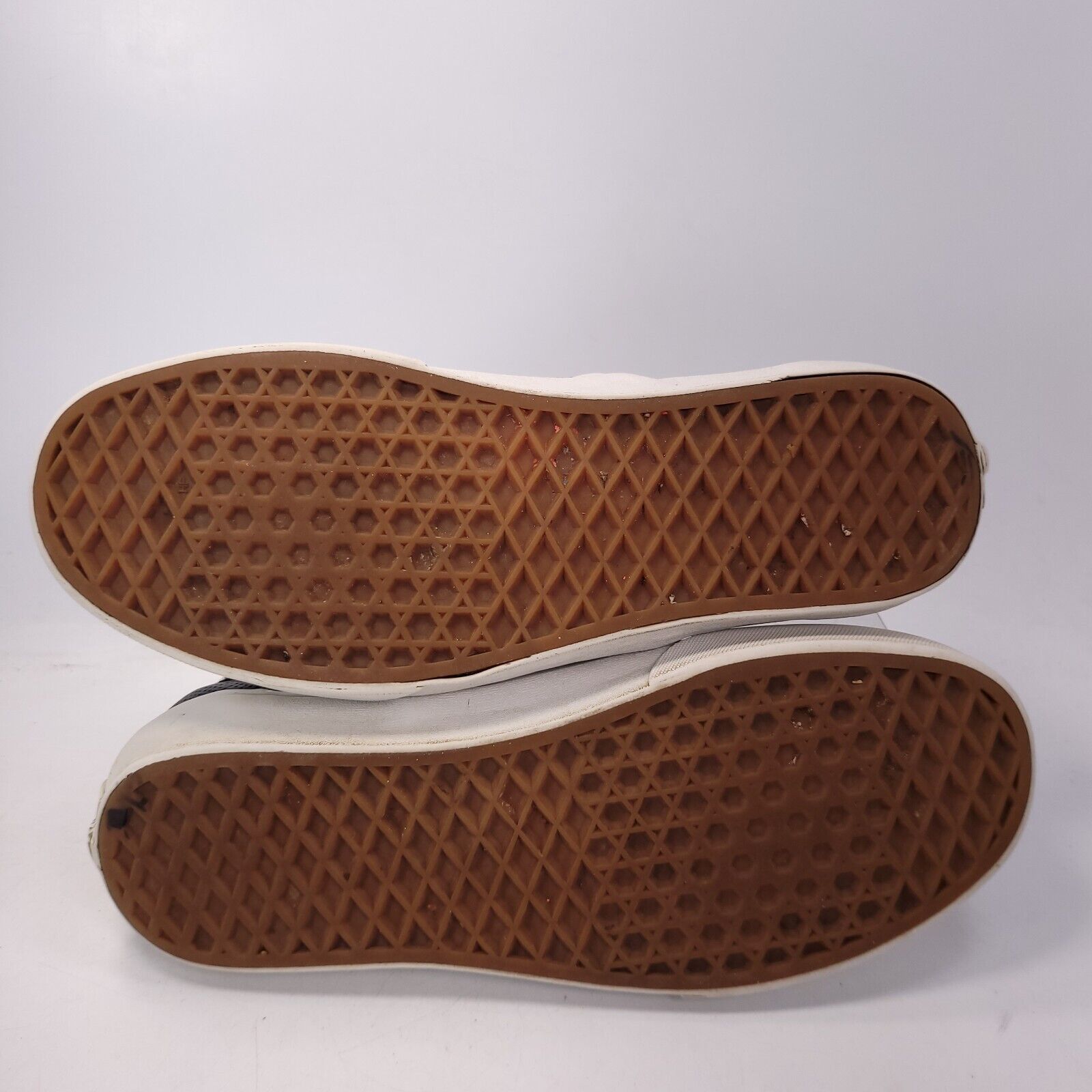 Vans Vans Off the Wall Shoe Womens Size 8.5 Mens 7 TB4R Black Size US 8.5 / IT 38.5 - 7 Thumbnail