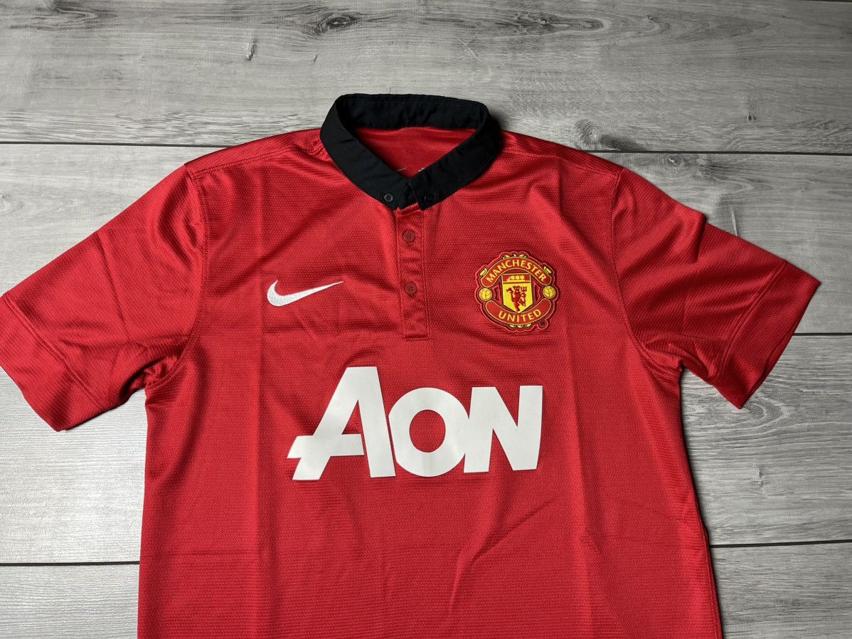 Nike Nike Manchester United 2013/2014 Home Football Soccer Jersey Size US M / EU 48-50 / 2 - 3 Thumbnail