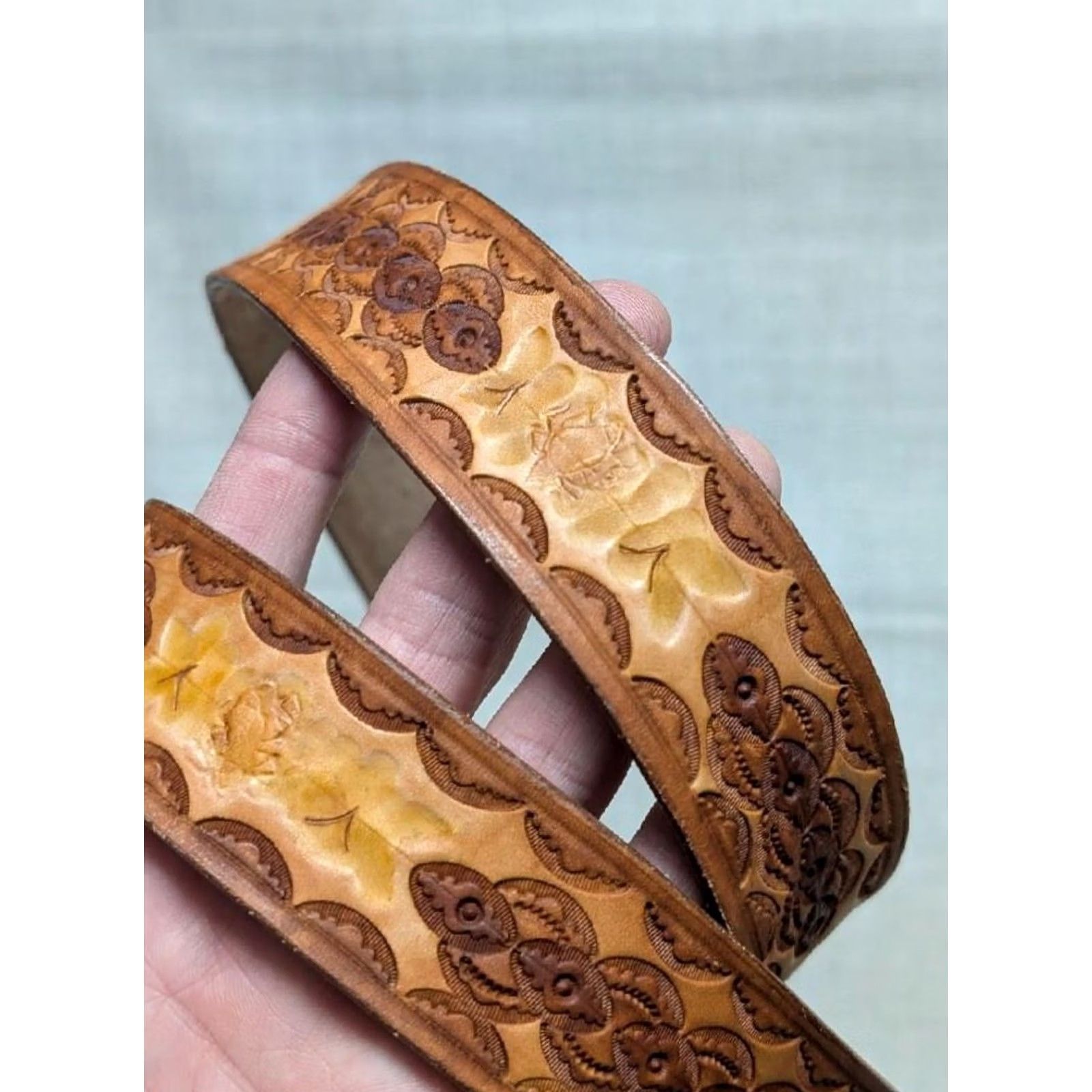 Vintage VINTAGE HANDCRAFTED belt TOOLED cowhide 40 brown WESTERN geometric brass Size 40 - 2 Thumbnail