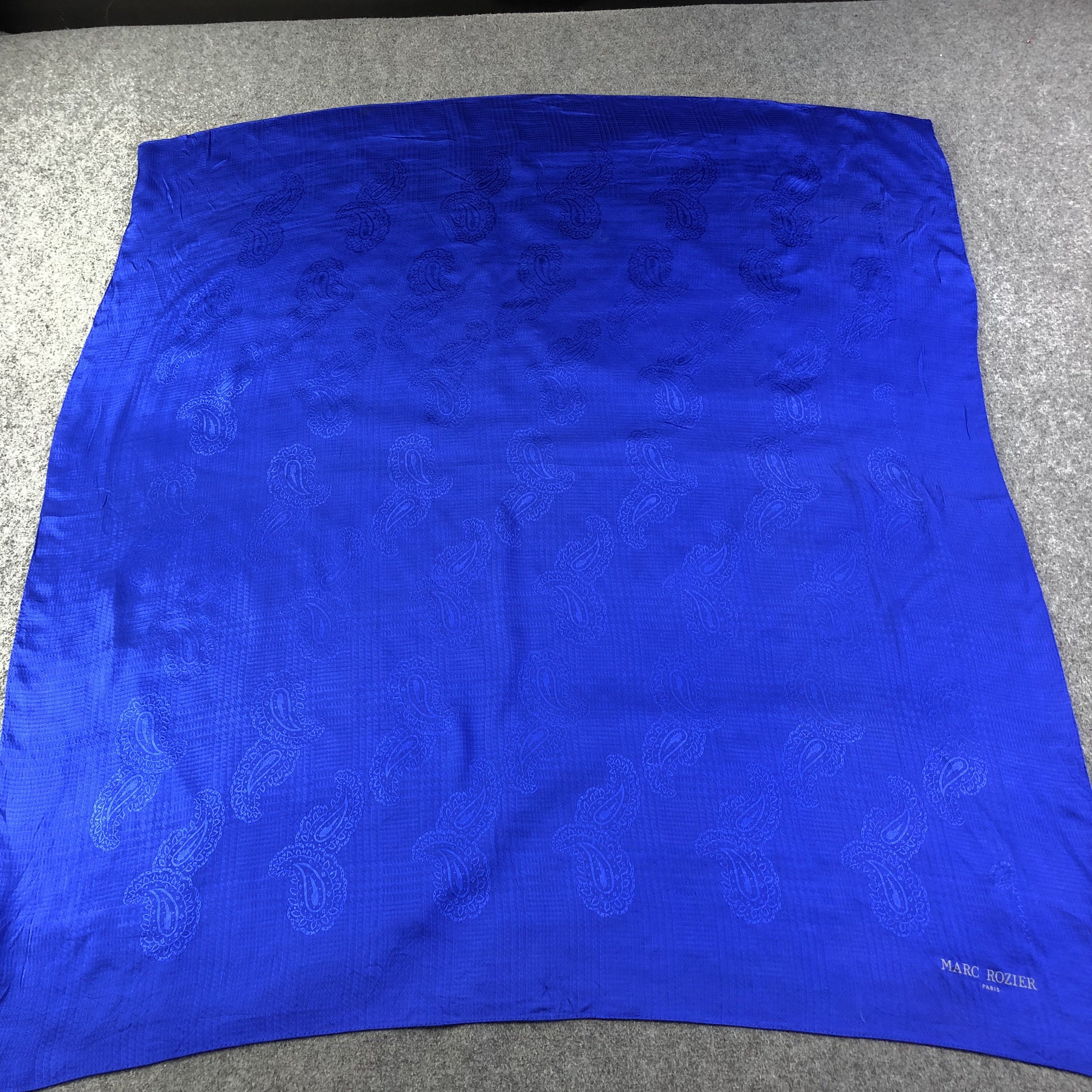 Vintage Vintage Marc Rozier Luxury Blue Paisley Silk Scarf M730 Size ONE SIZE - 1 Thumbnail