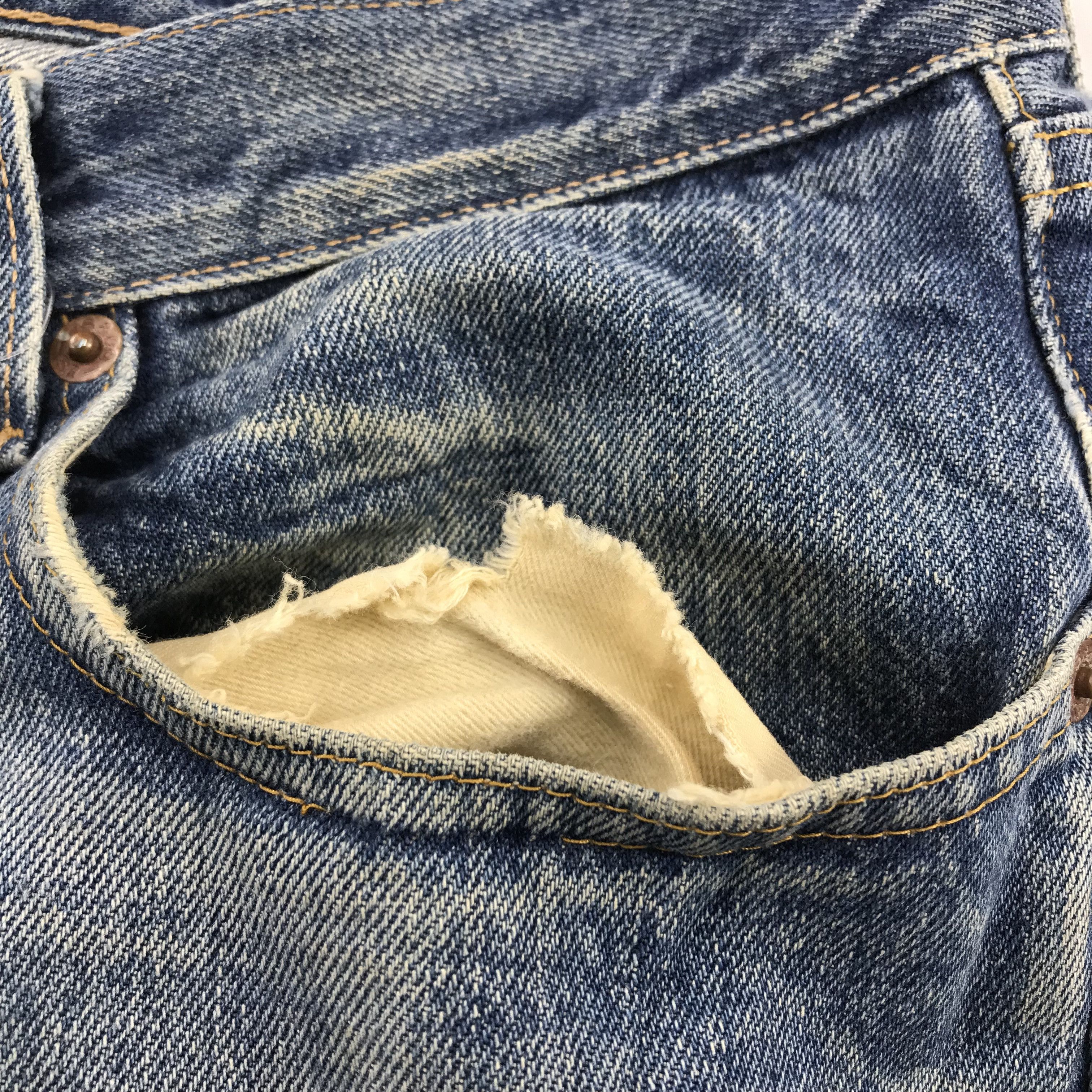 Levi's Vintage Levis 501 Redline Sun Fade Distress Denim KJ3471 Size US 33 - 13 Thumbnail