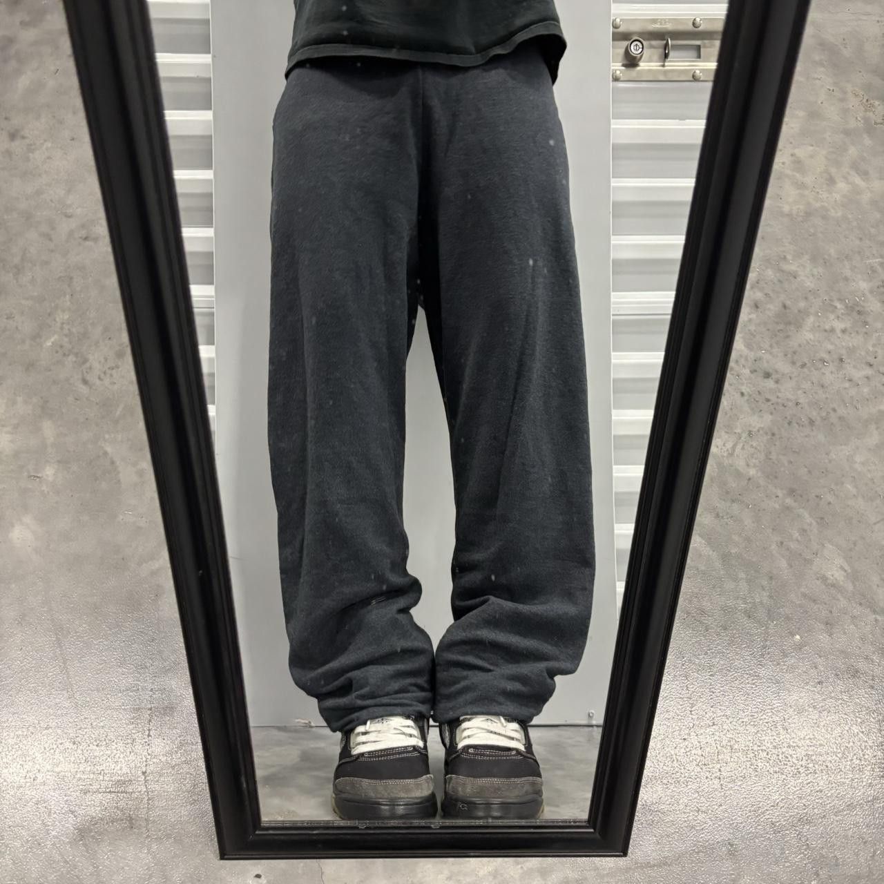 Japanese Brand × Vintage Crazy Vintage Y2K/2000s Dark Grey Essential Sweatpants! Size US 28 / EU 44 - 1 Thumbnail