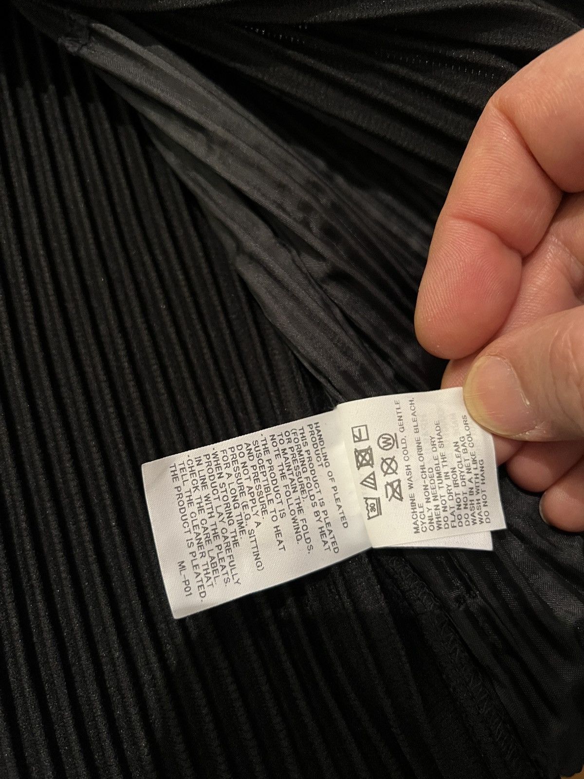 Issey Miyake HOMME PLISSÉ ISSEY MIYAKE Jacket Black Pleated Cardigan 3 Size US L / EU 52-54 / 3 - 9 Thumbnail