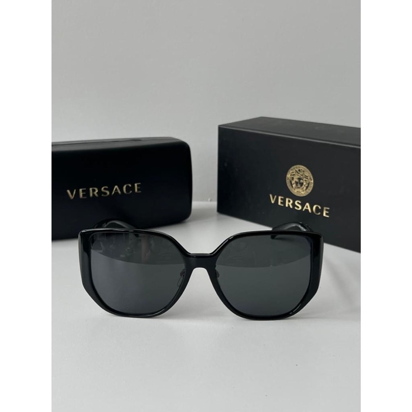 Versace NEW Versace VE4449-D Oversized Sunglasses in Black Size ONE SIZE - 4 Thumbnail