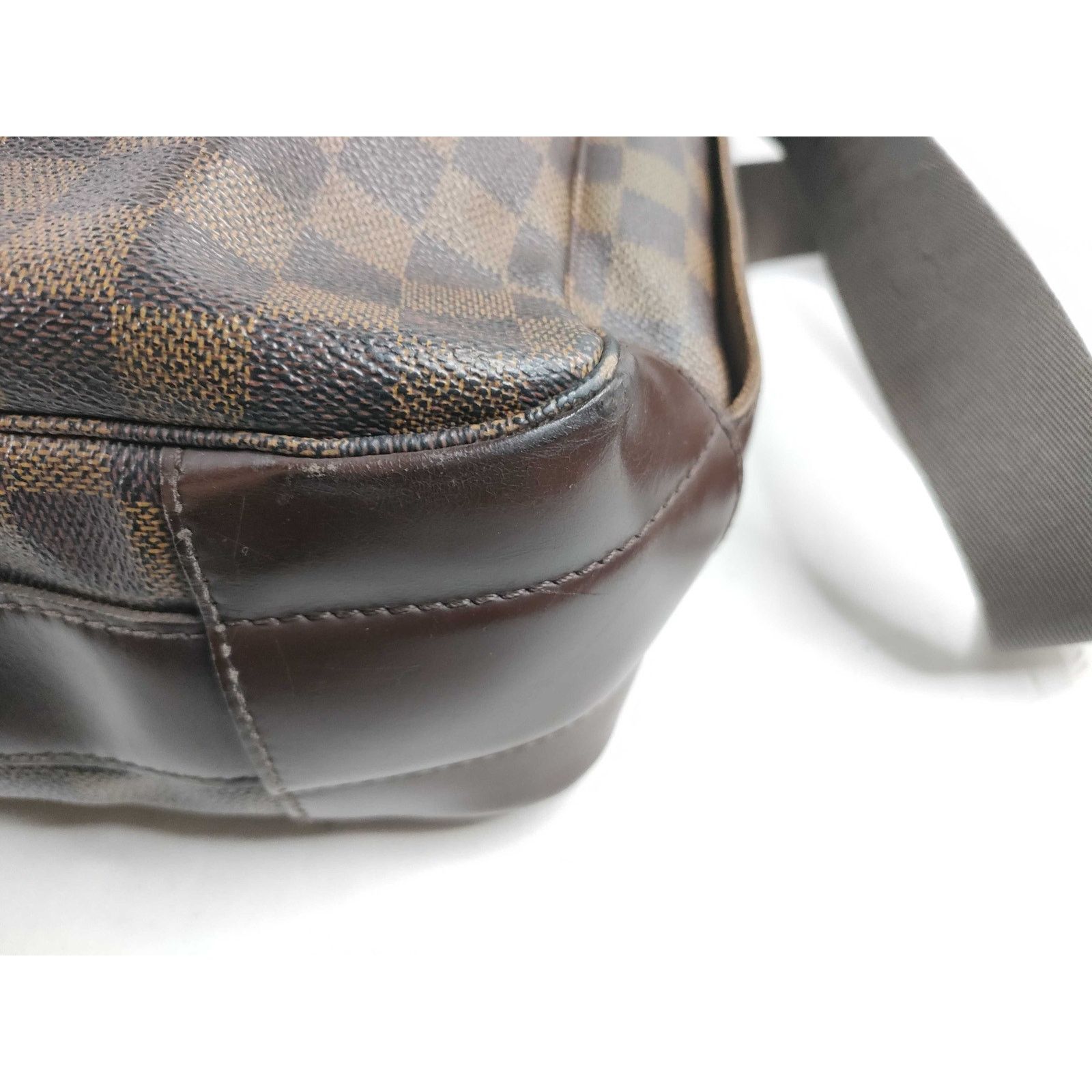 Louis Vuitton LOUIS VUITTON Damier Ebene Bastille Shoulder Bag M45257 Size ONE SIZE - 5 Thumbnail
