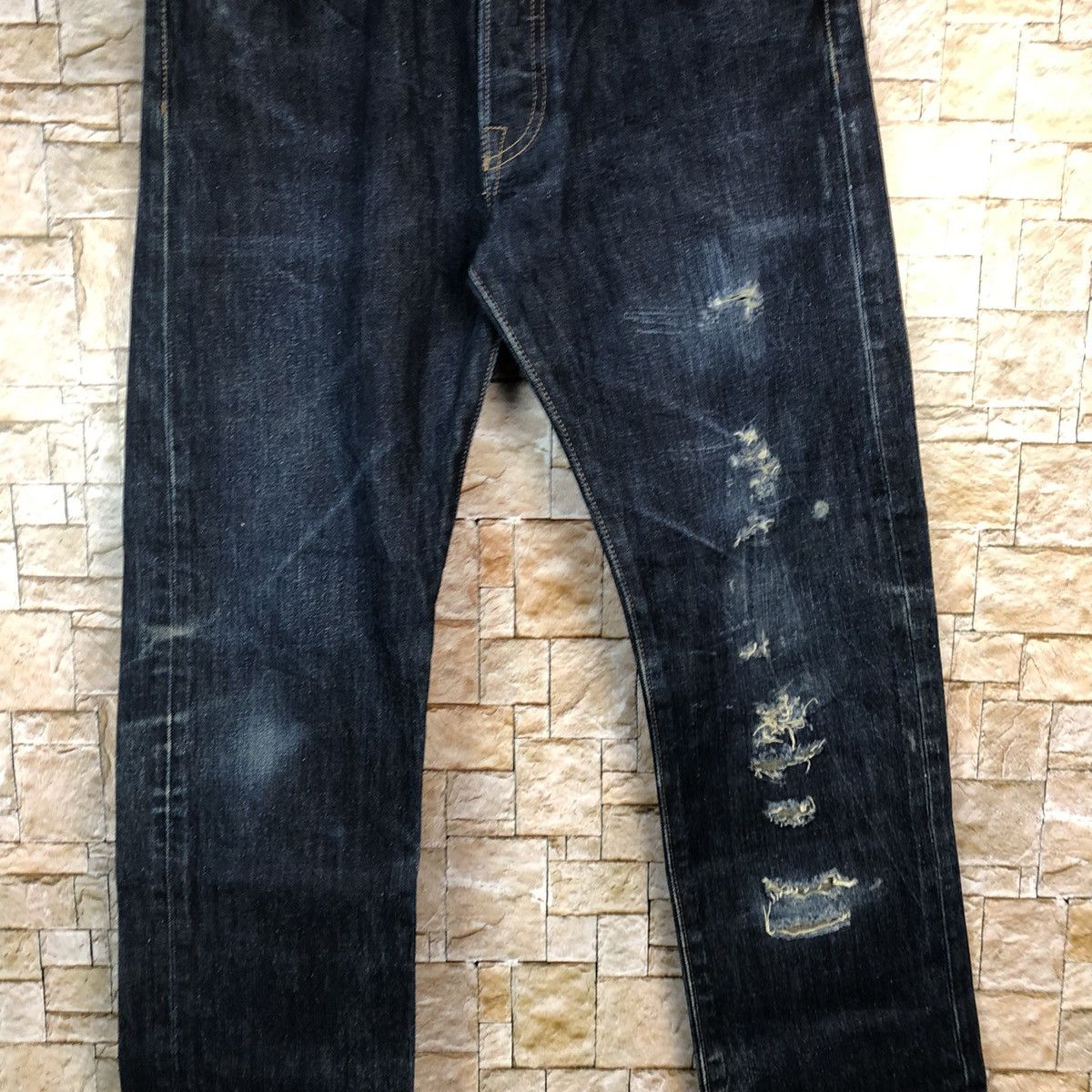 Levi's Levis Blue Distressed ripped jeans Denim #A995 Size US 31 - 6 Thumbnail