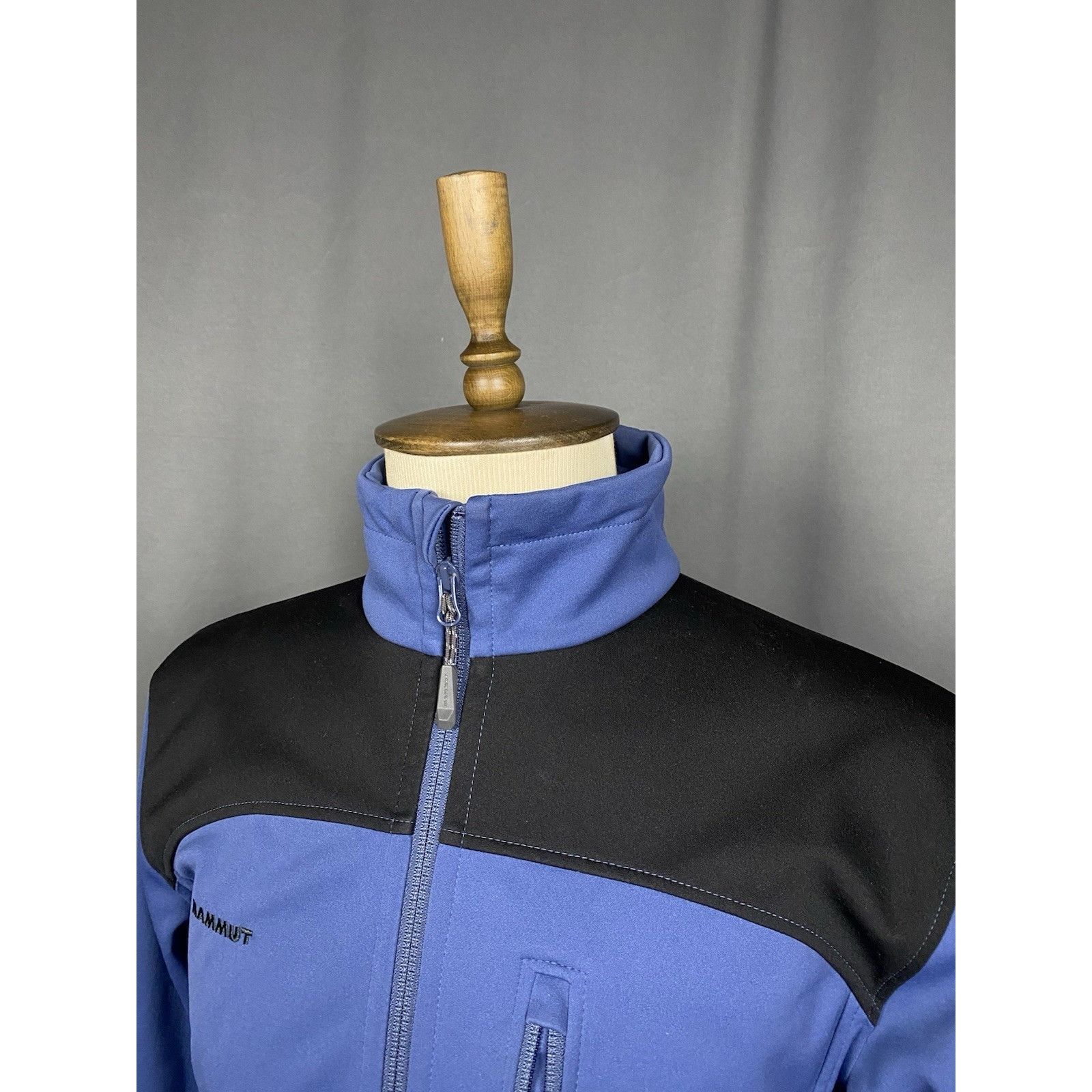 Mammut Mammut Men's Blue Black Softshell Windstopper Jacket Size M Size US M / EU 48-50 / 2 - 5 Thumbnail