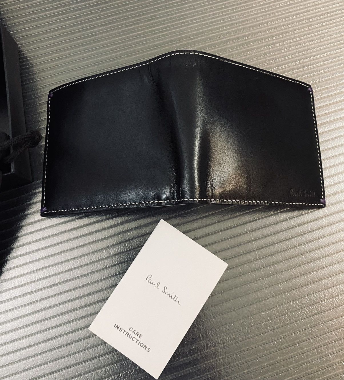 Paul Smith Paul Smith 🇮🇹 Nero leather pin-up girl billfold wallet NEW Size ONE SIZE - 7 Thumbnail