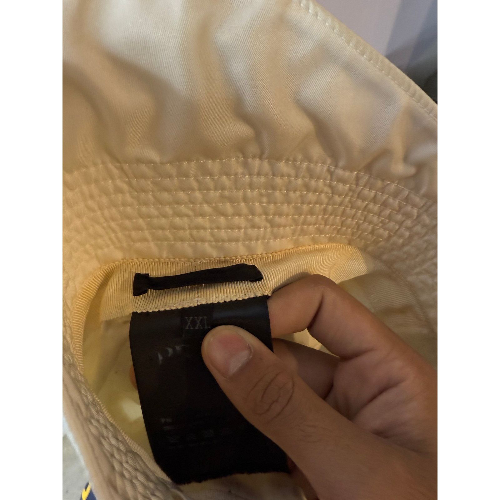 Prada Prada White Bucket Cargo Hat Used XXL Size 40 - 3 Thumbnail