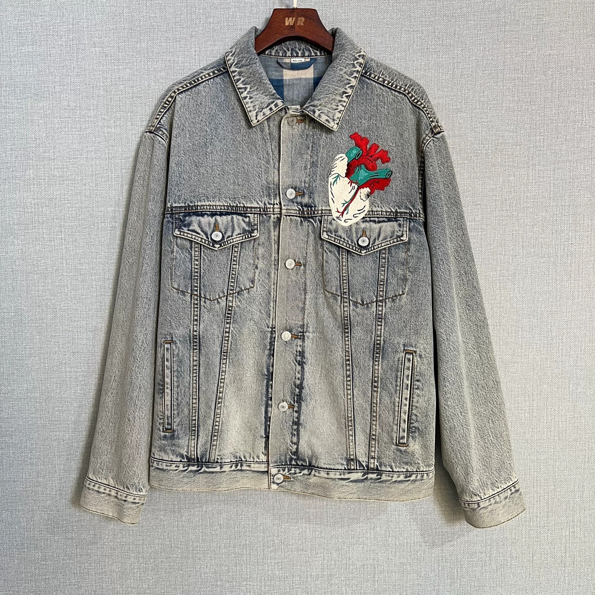 Gucci Gucci Diamond Embroidered Heart Skull Denim Jacket Size US S / EU 44-46 / 1 - 1 Thumbnail