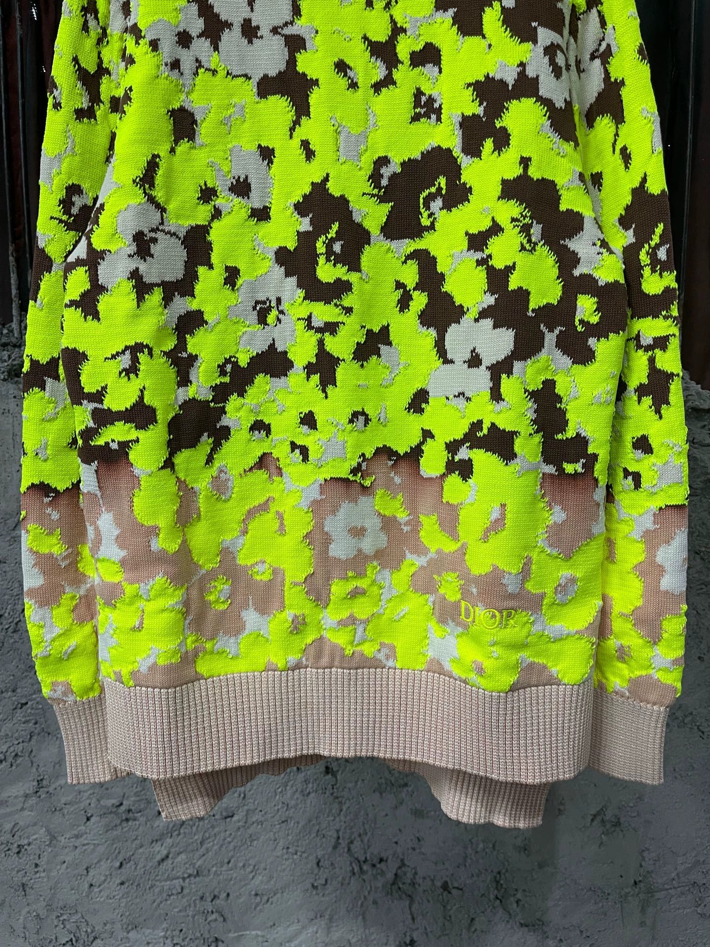 Dior Dior New Floral Sweater XS Size US XS / EU 42 / 0 - 4 Thumbnail