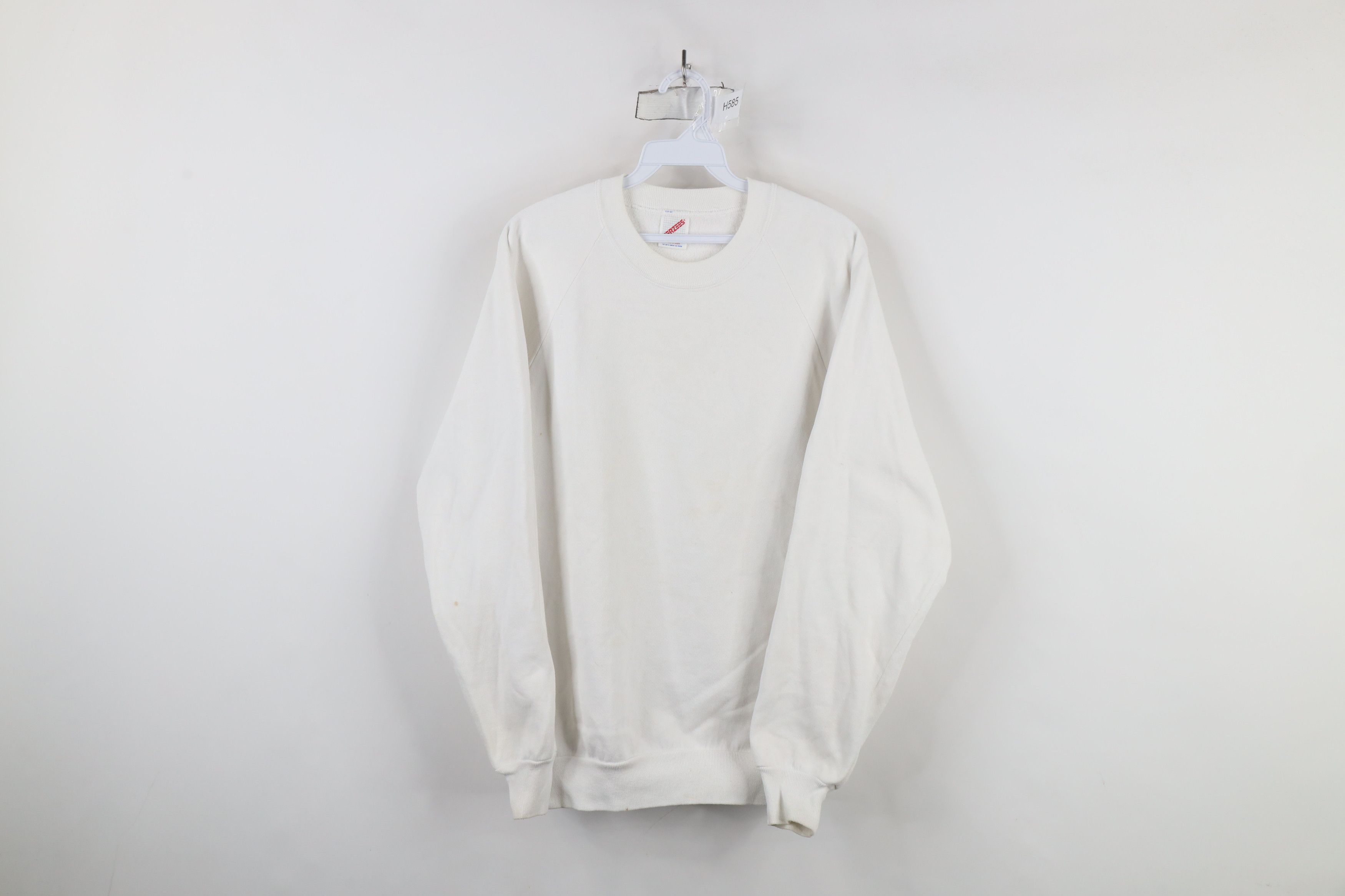 Vintage Vintage 90s Streetwear Blank Crewneck Sweatshirt White USA Size US L / EU 52-54 / 3 - 1 Thumbnail