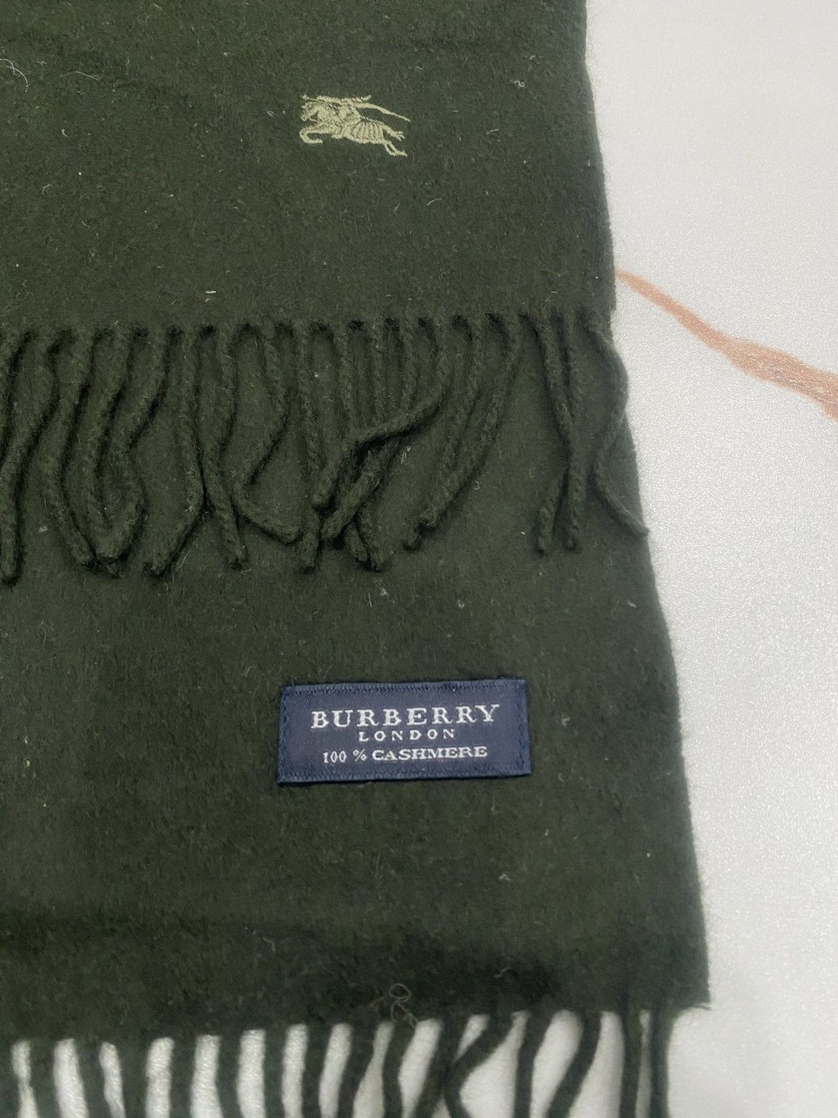 Burberry Burberrys London 100% Cashmere (code:A) Size ONE SIZE - 4 Thumbnail