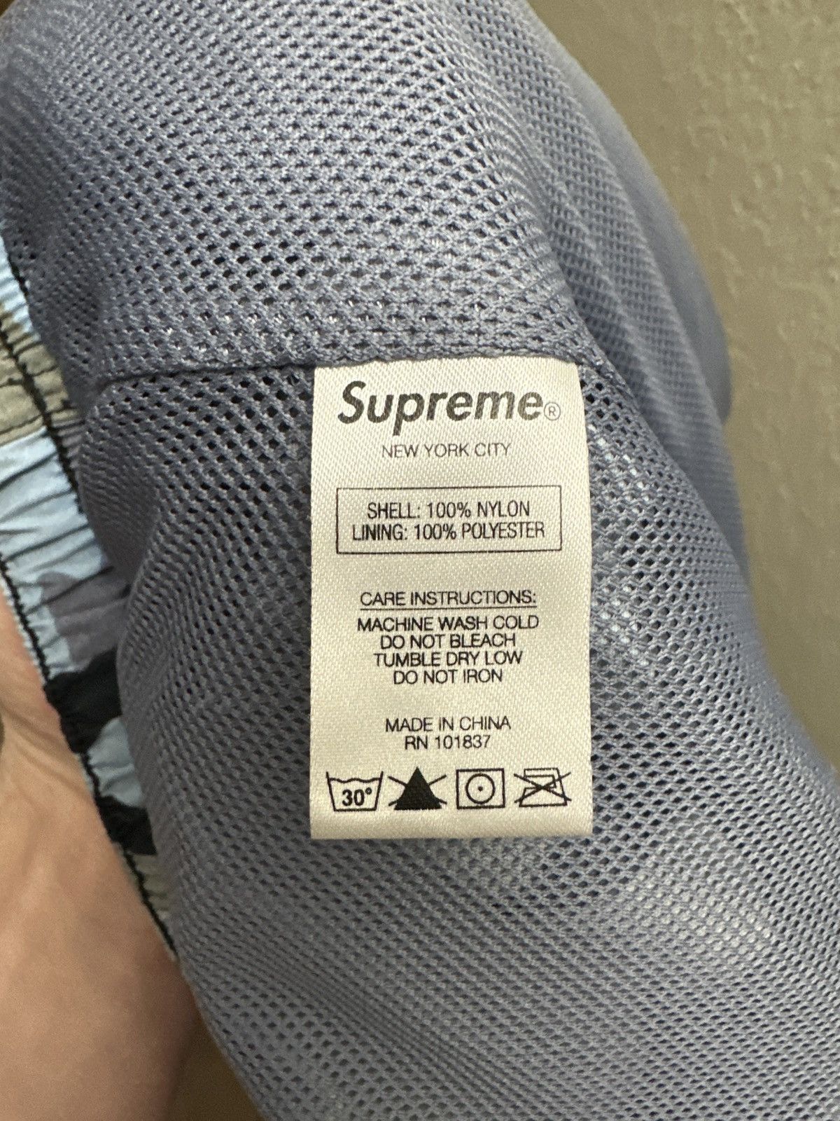 Supreme Supreme Warm Up Pant Blue Camo Size US 30 / EU 46 - 7 Thumbnail