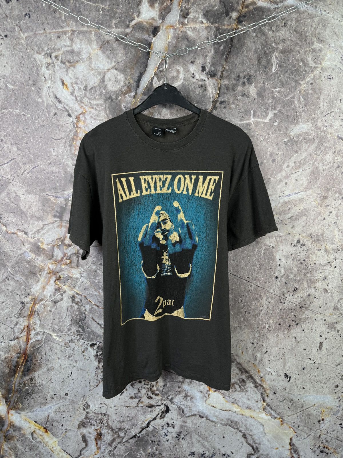 Rap Tees Men’s 2Pac All Eyez On Me T-Shirt Streetwear Size Medium Size US M / EU 48-50 / 2 - 1 Thumbnail